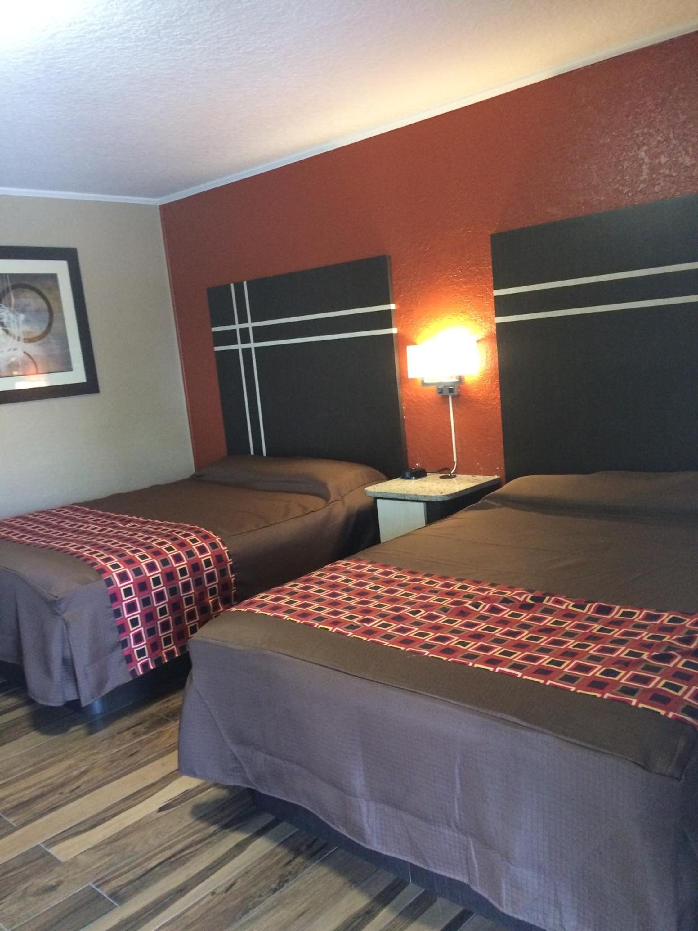 Double Room - Disability Access photo 1