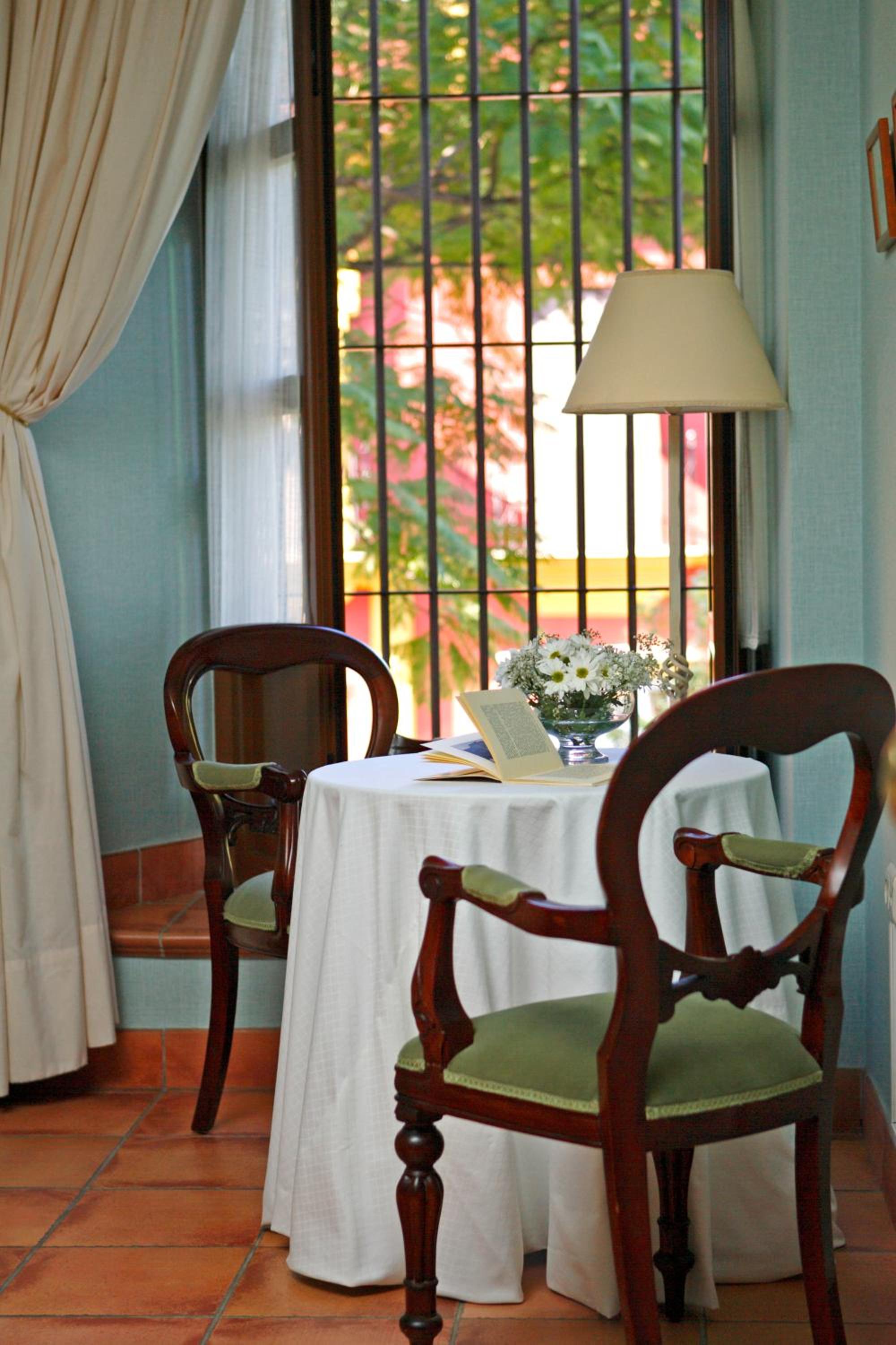 Double or Twin Room - Photo 2