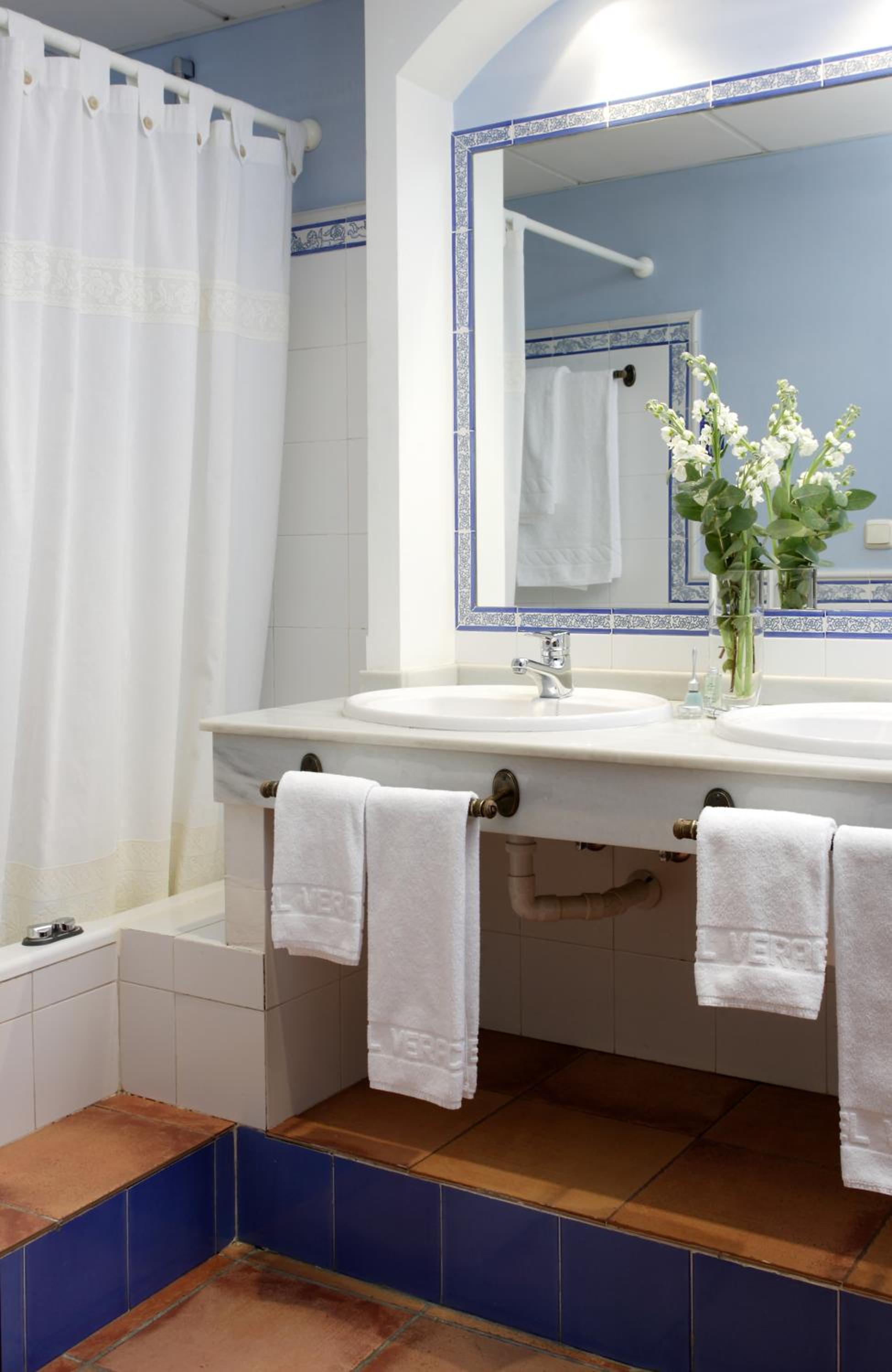Superior Double Room - Photo 3