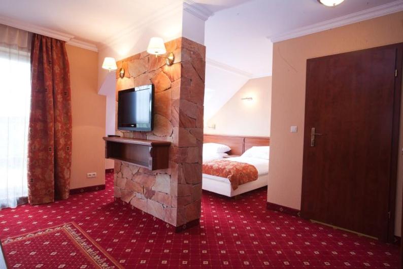 Family Suite with Balcony photo 1