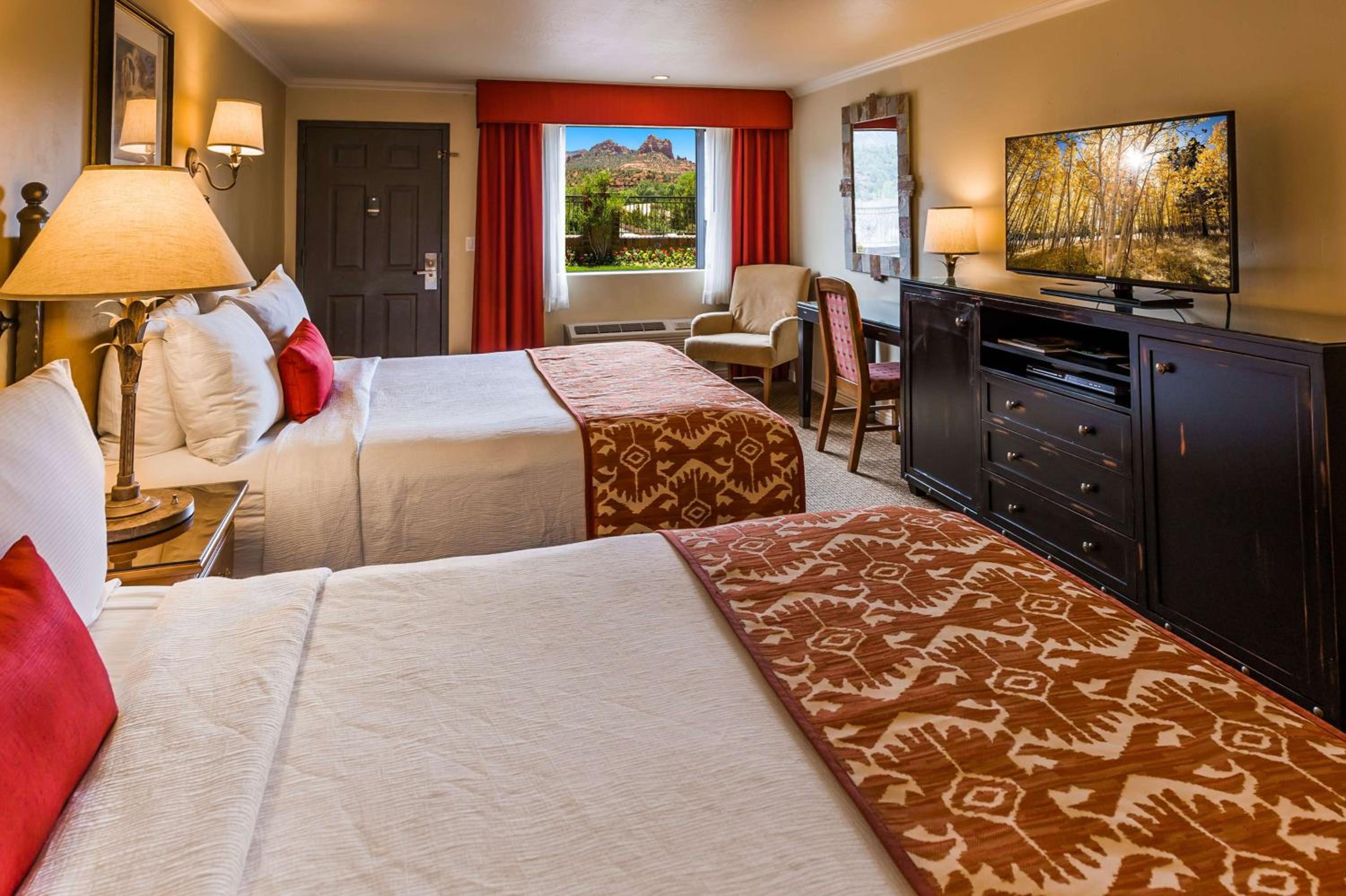 Queen Room with Two Queen Beds - Disability Access
