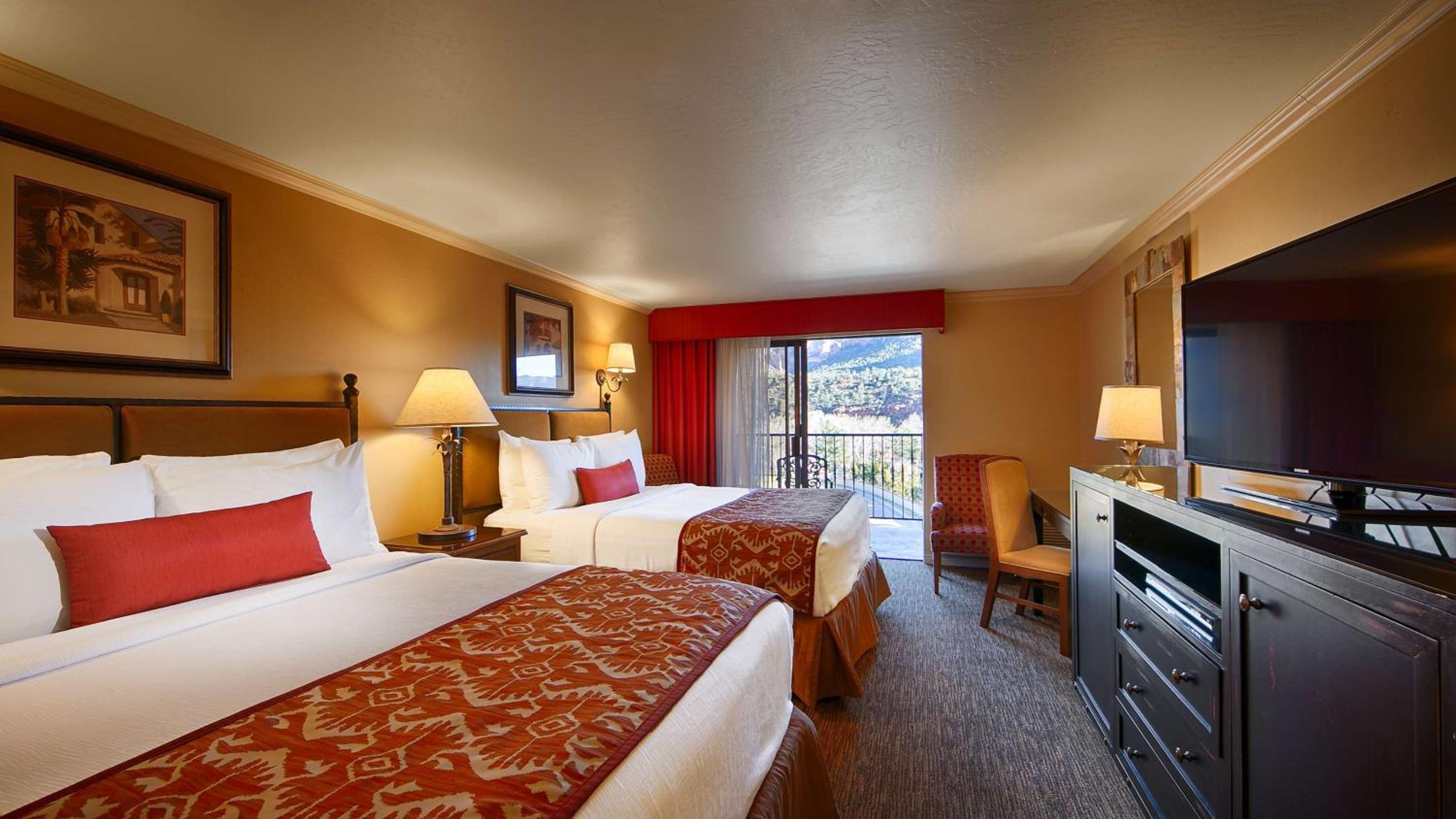 Queen Room with Two Queen Beds - Pet Friendly - Non-smoking