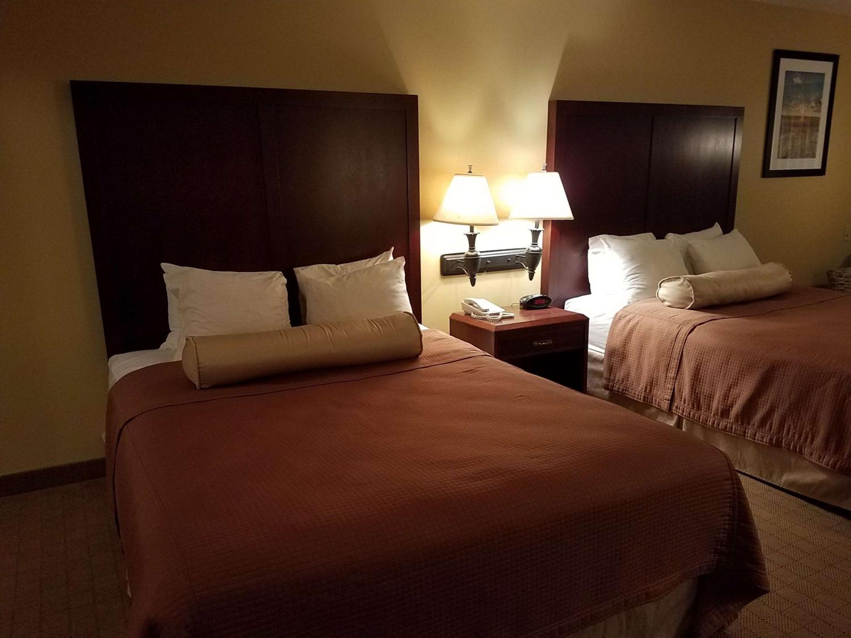 Queen Room with Two Queen Beds - Disability Access/Bath Tub photo 1