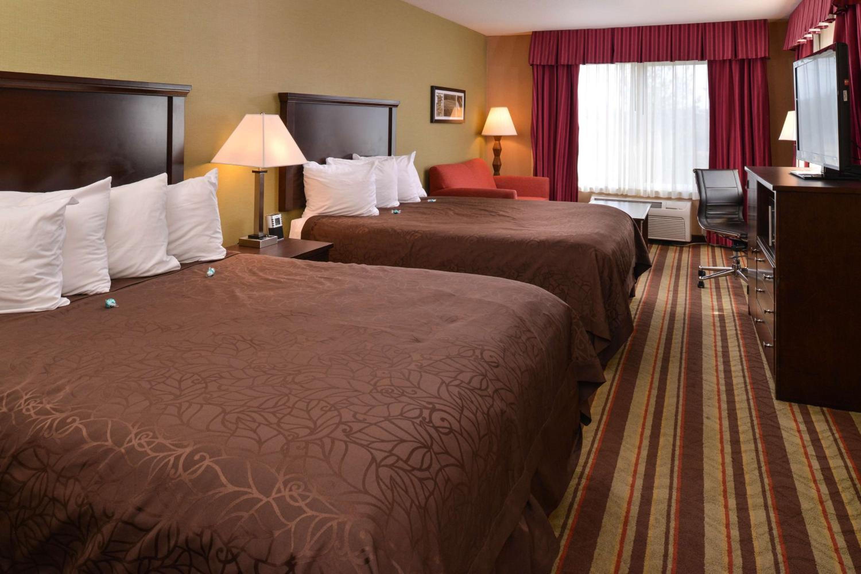 Queen Room with Two Queen Beds - Photo 1