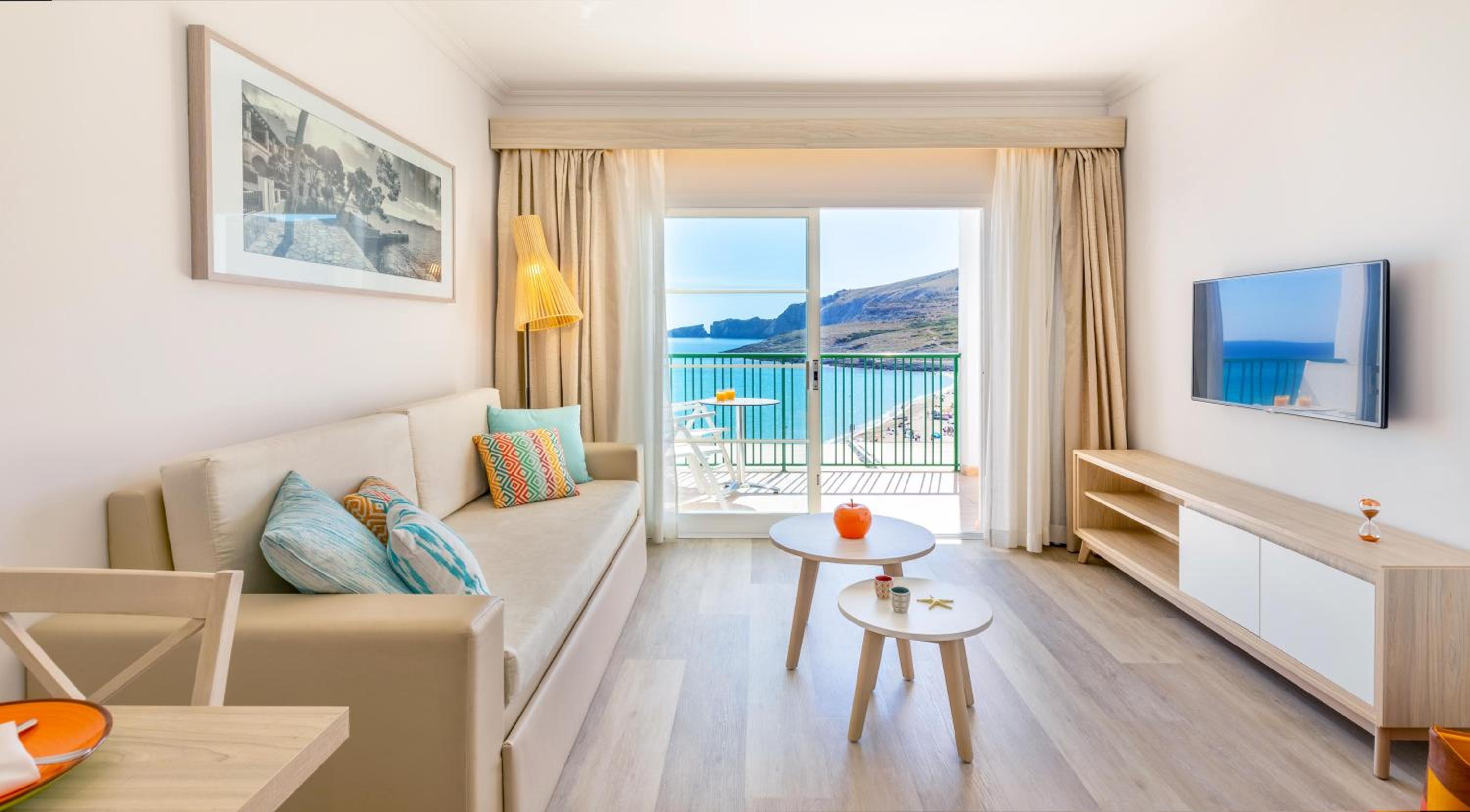 Apartment with Sea View photo 1