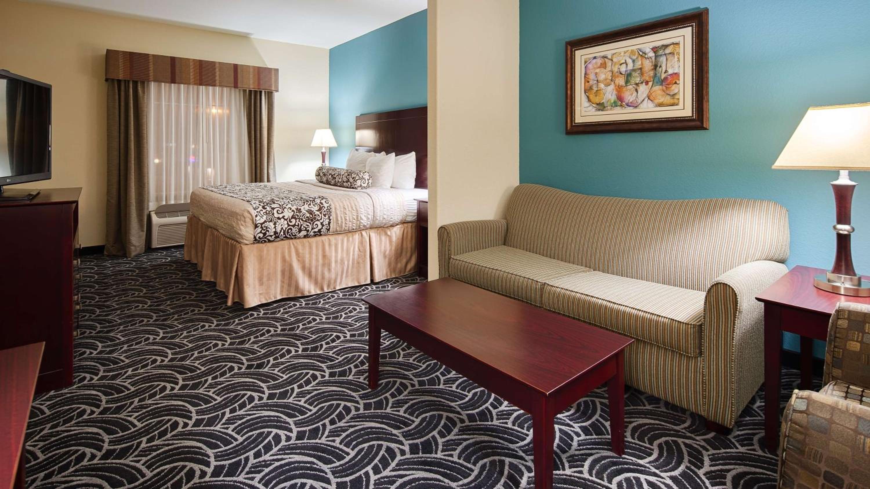 King Suite - Photo 2