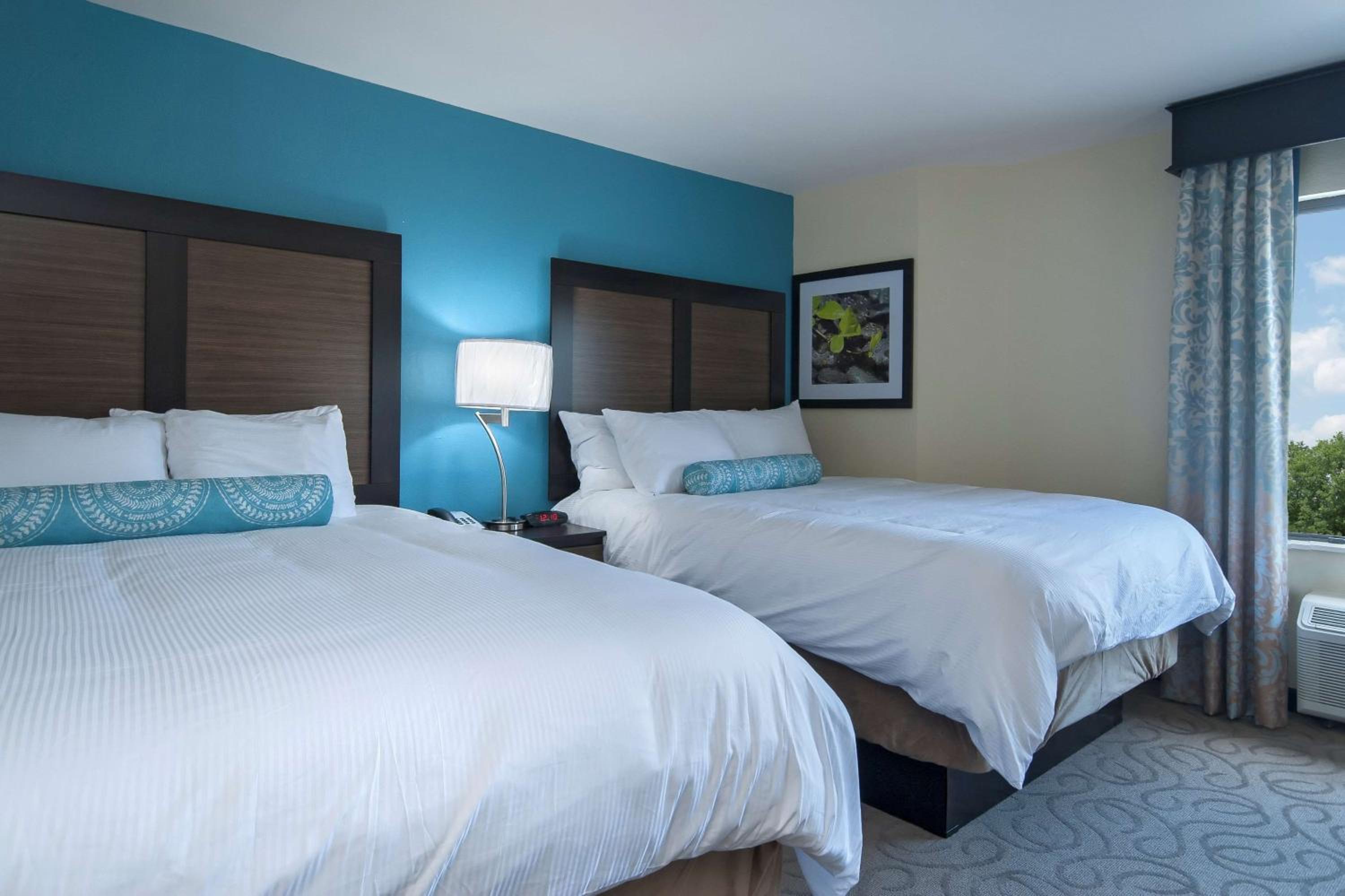 Double Room with Two Double Beds - Photo 7