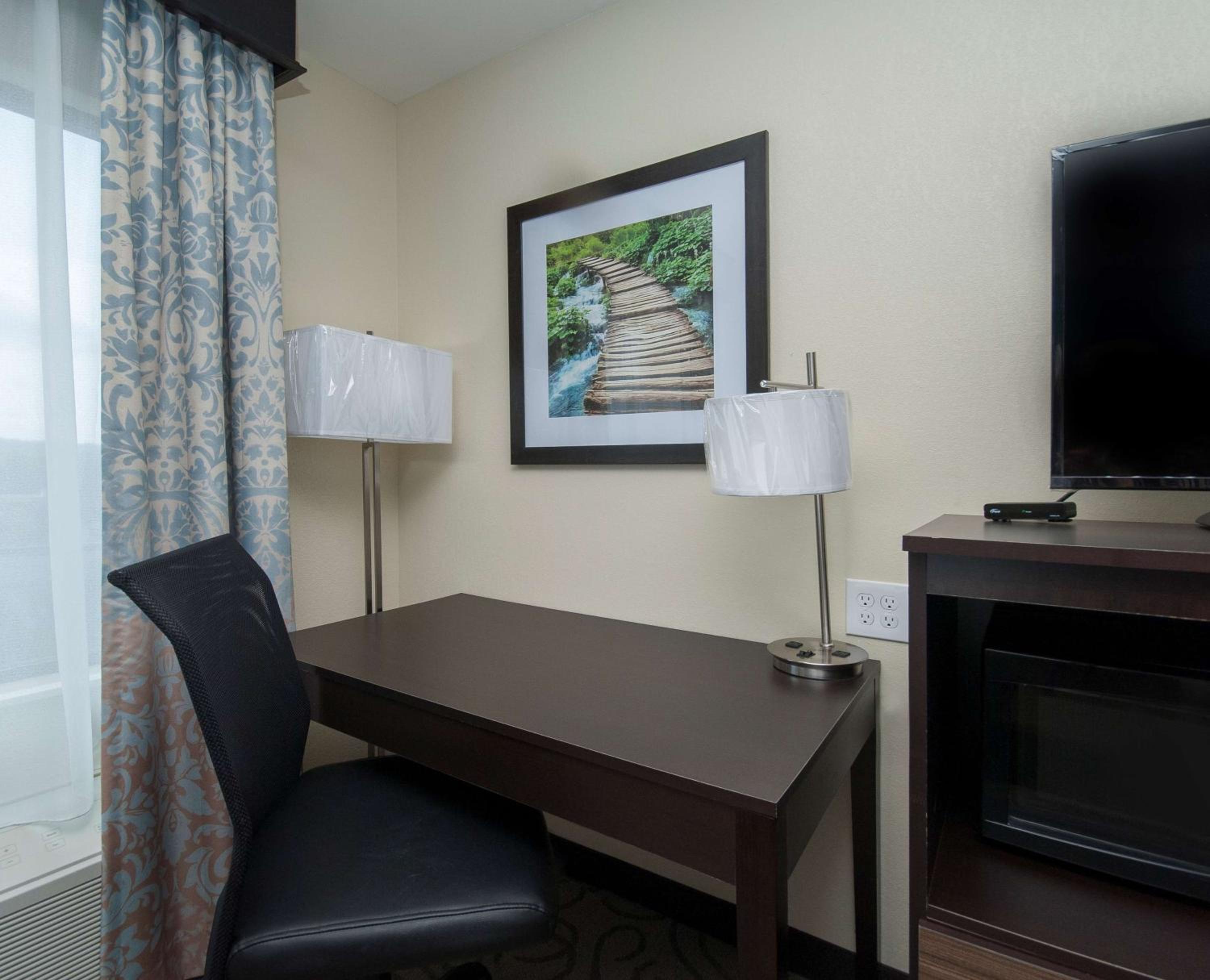 Double Room with Two Double Beds - Photo 6