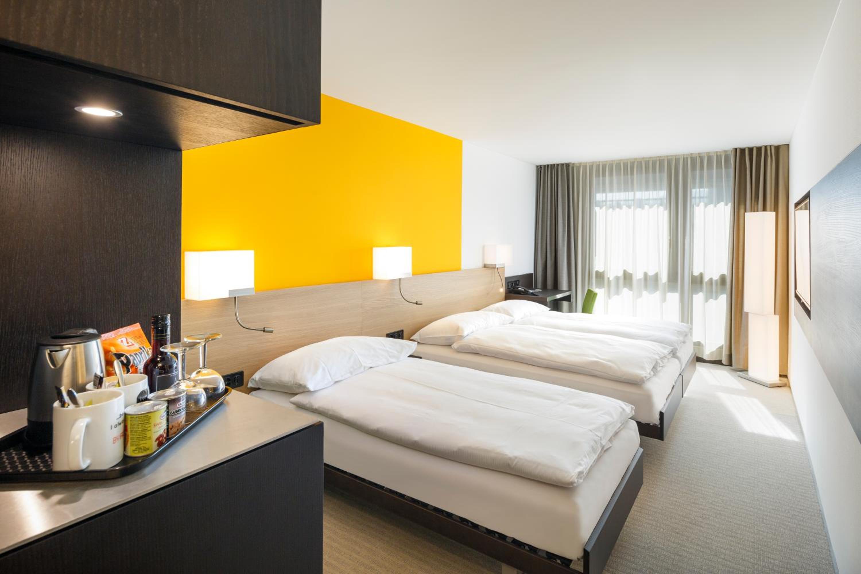 Business Triple Room thumbnail 5