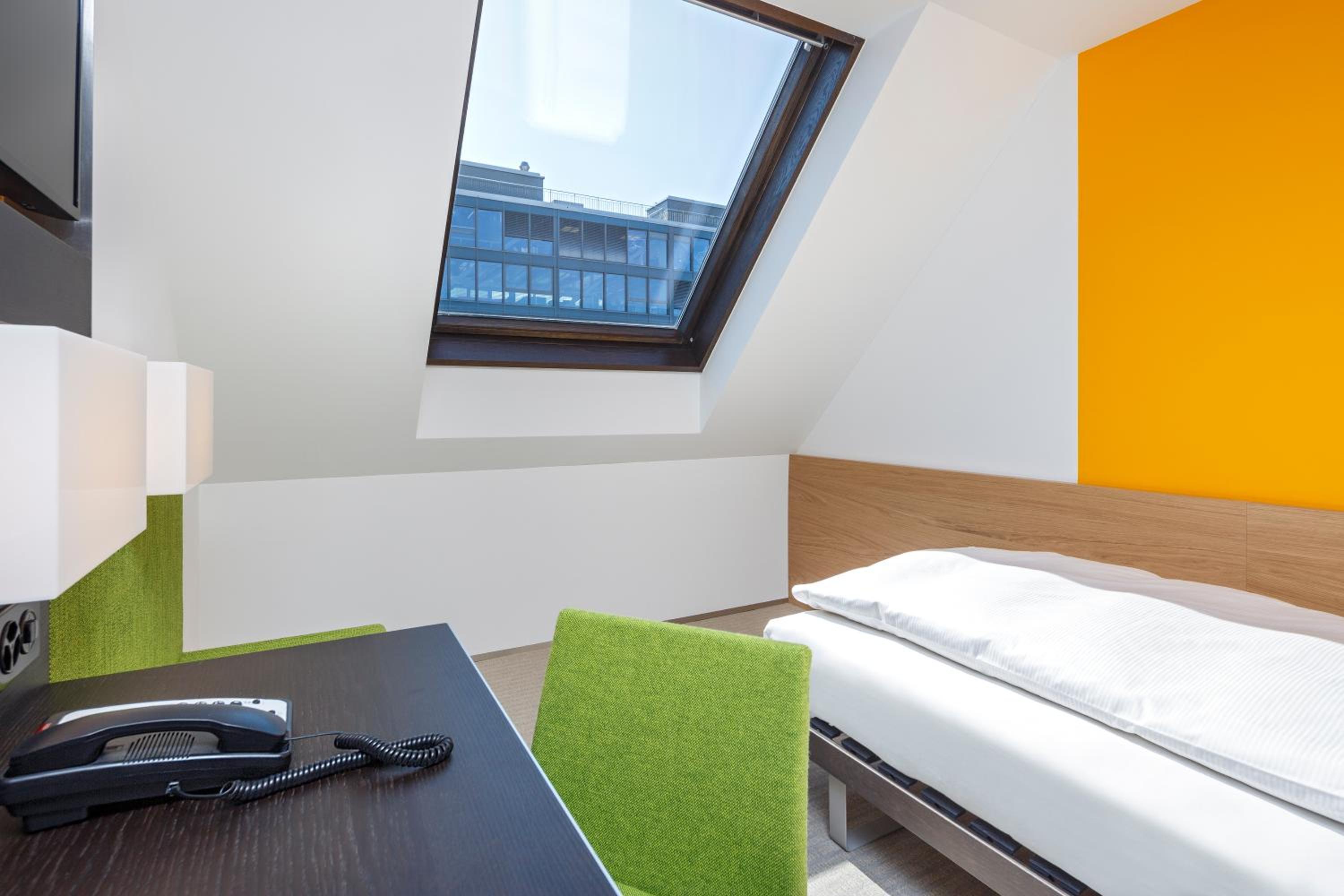 Business Single Room
