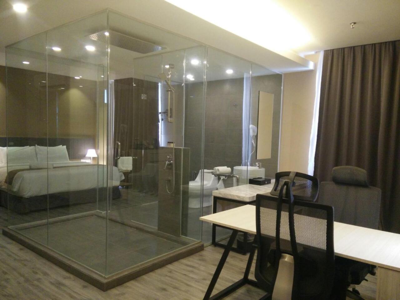 Executive Suite photo 2
