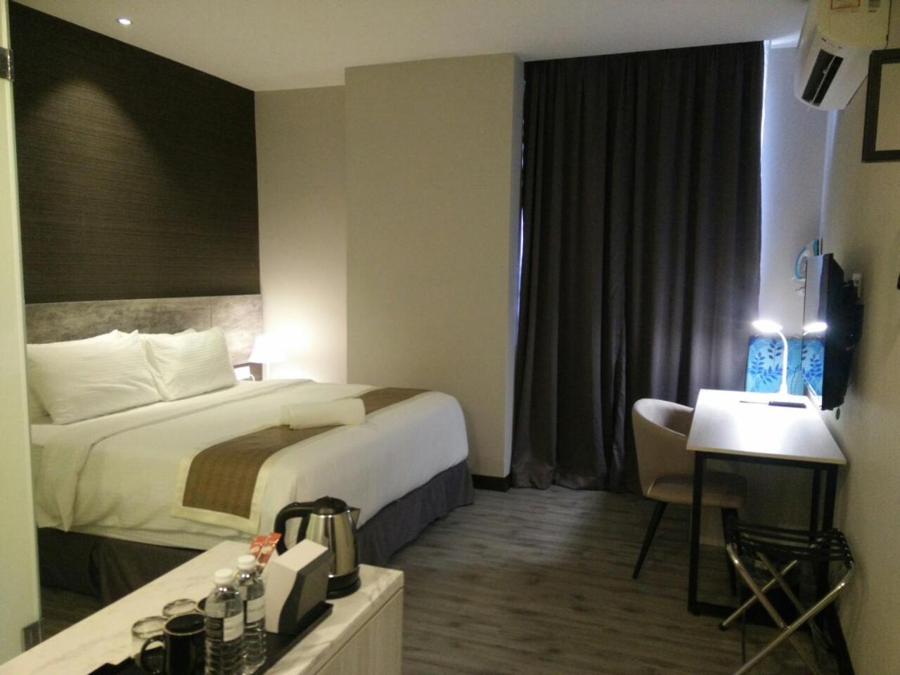 Superior King Room