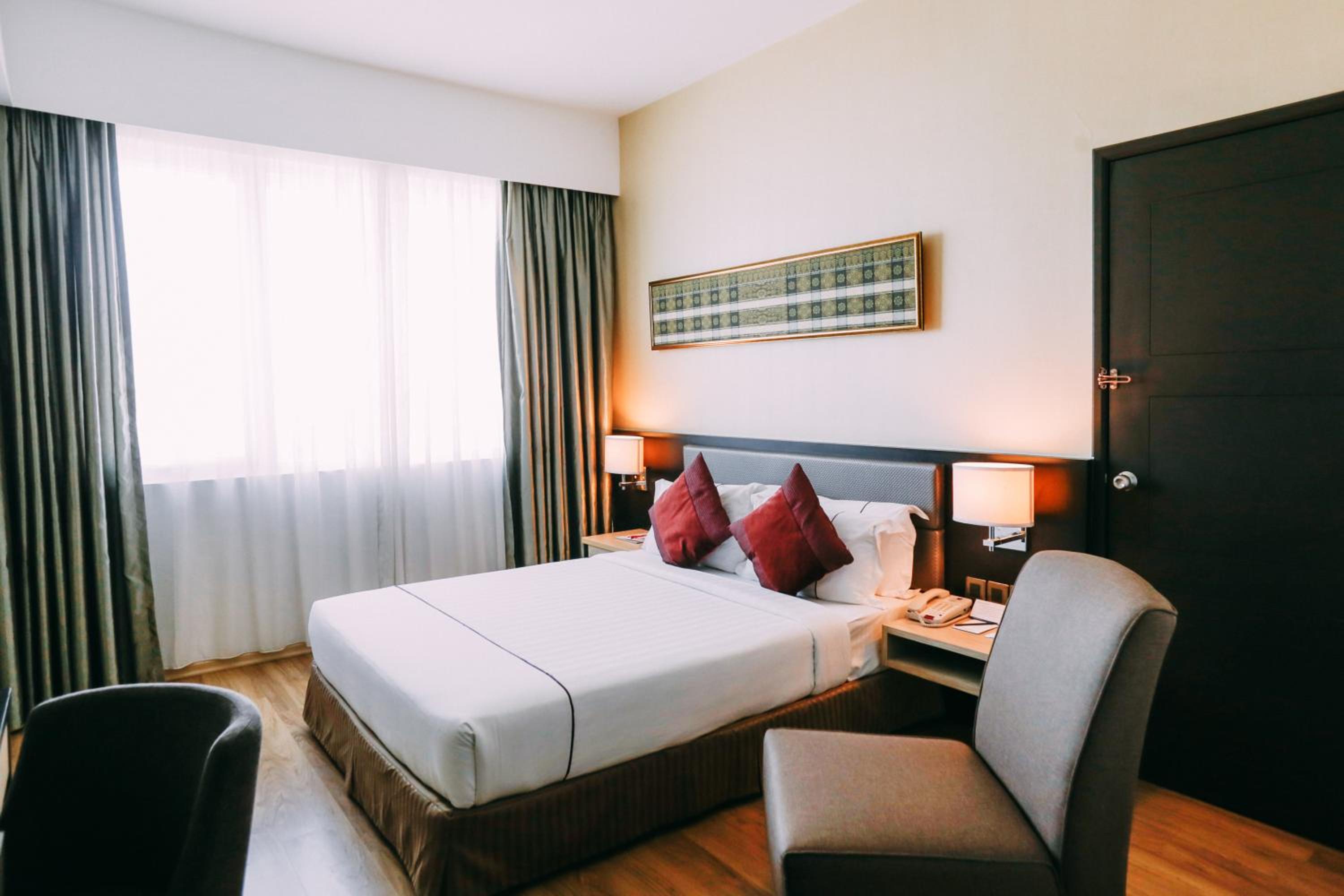 Executive Deluxe Queen Room photo 1