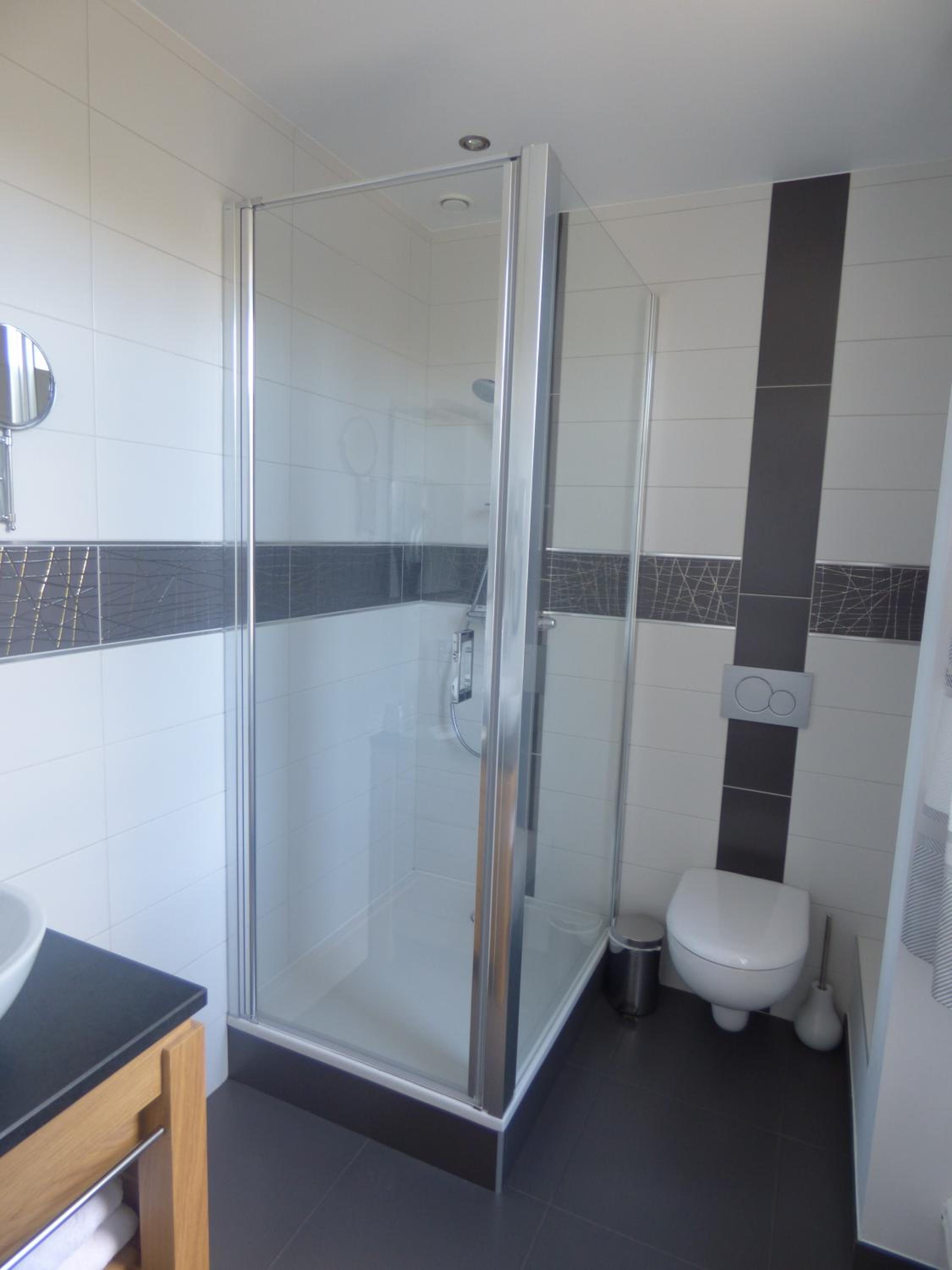 Superior Double Room with Shower photo 3