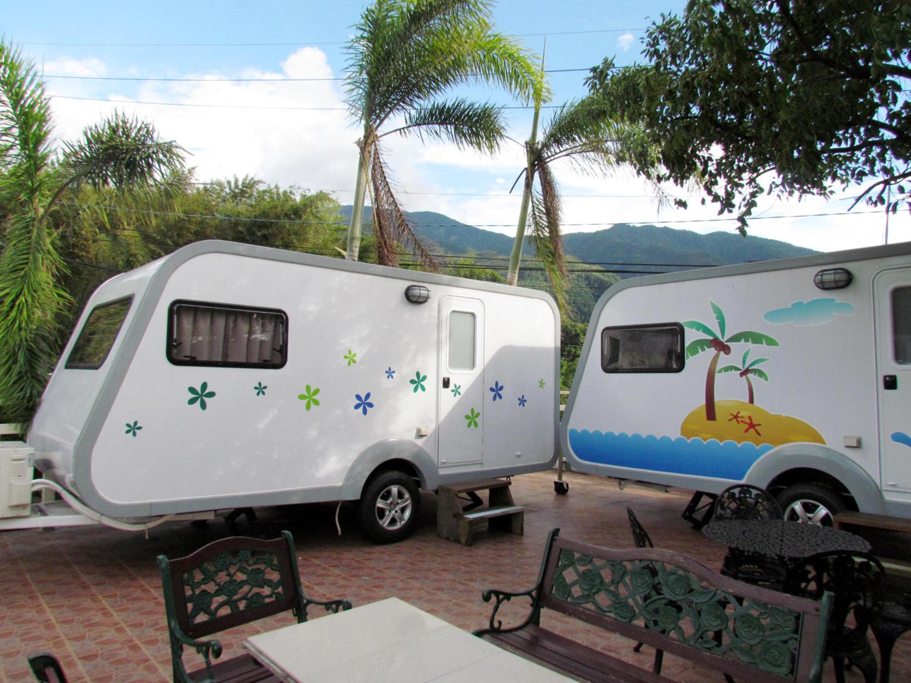 Caravan photo 3