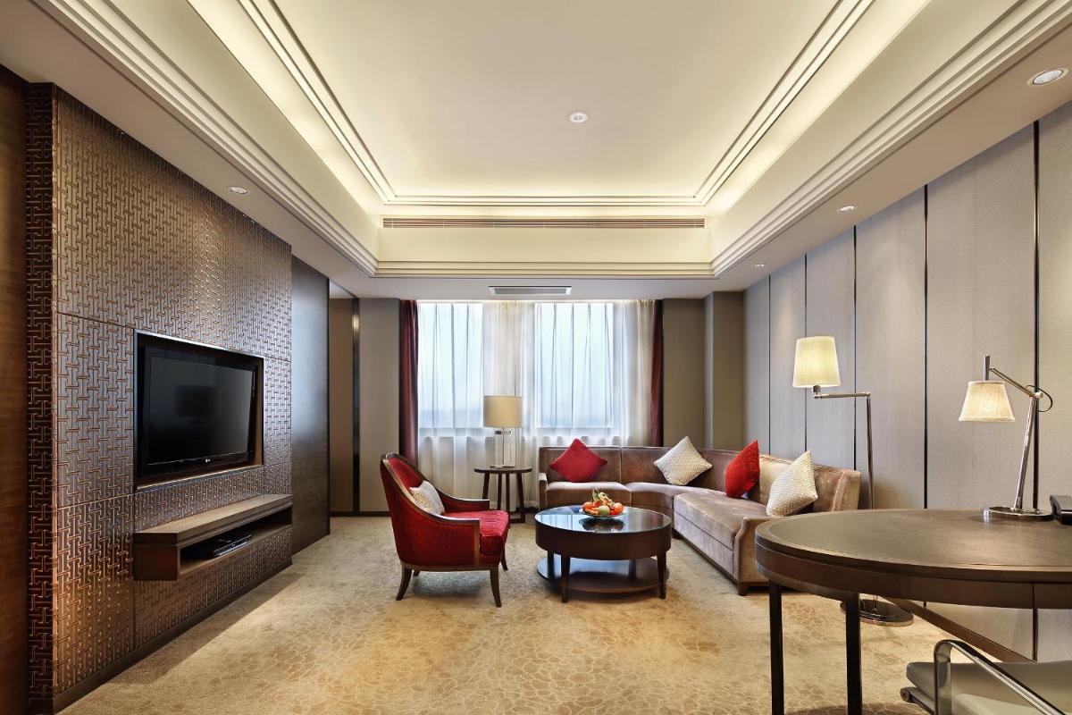 Executive Suite photo 2