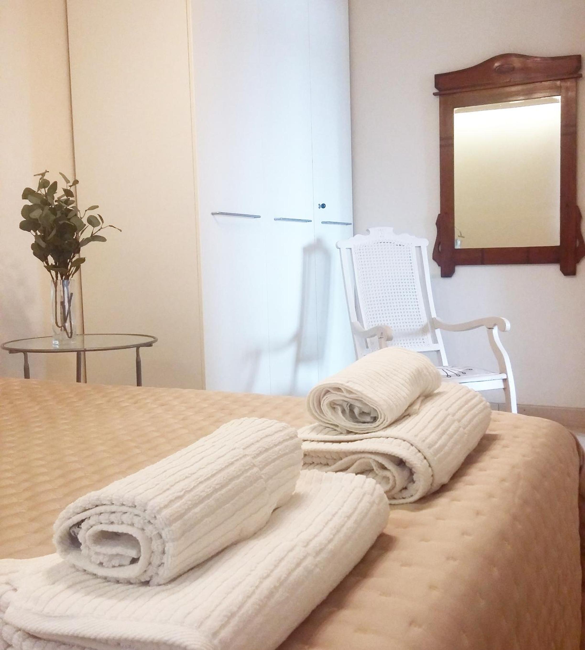 Apartment with Sea View - Photo 13