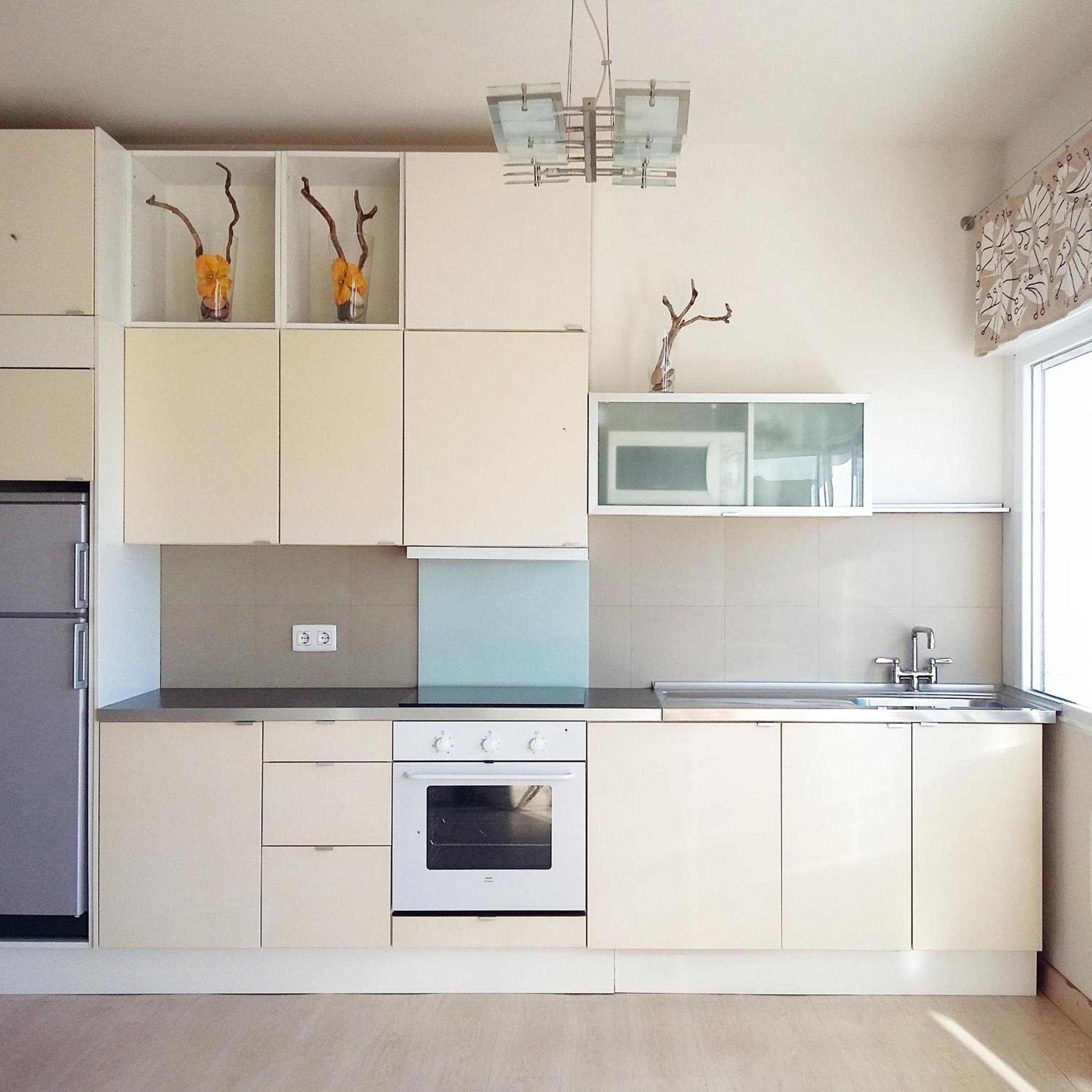 Apartment with Sea View - Photo 3
