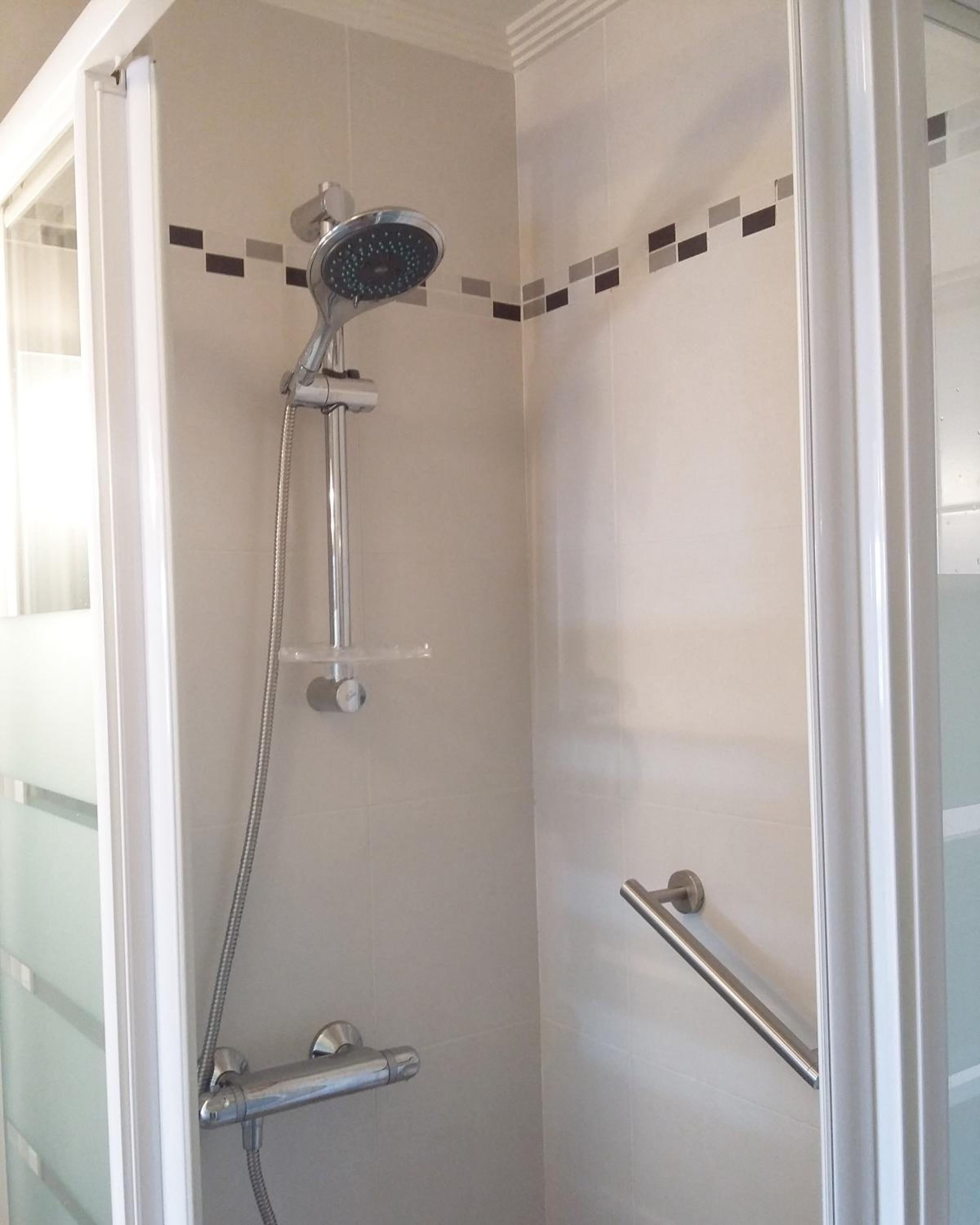 Apartment with Sea View - Photo 4