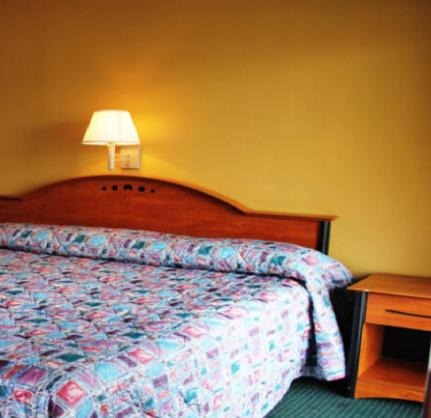 Queen Room - Photo 2