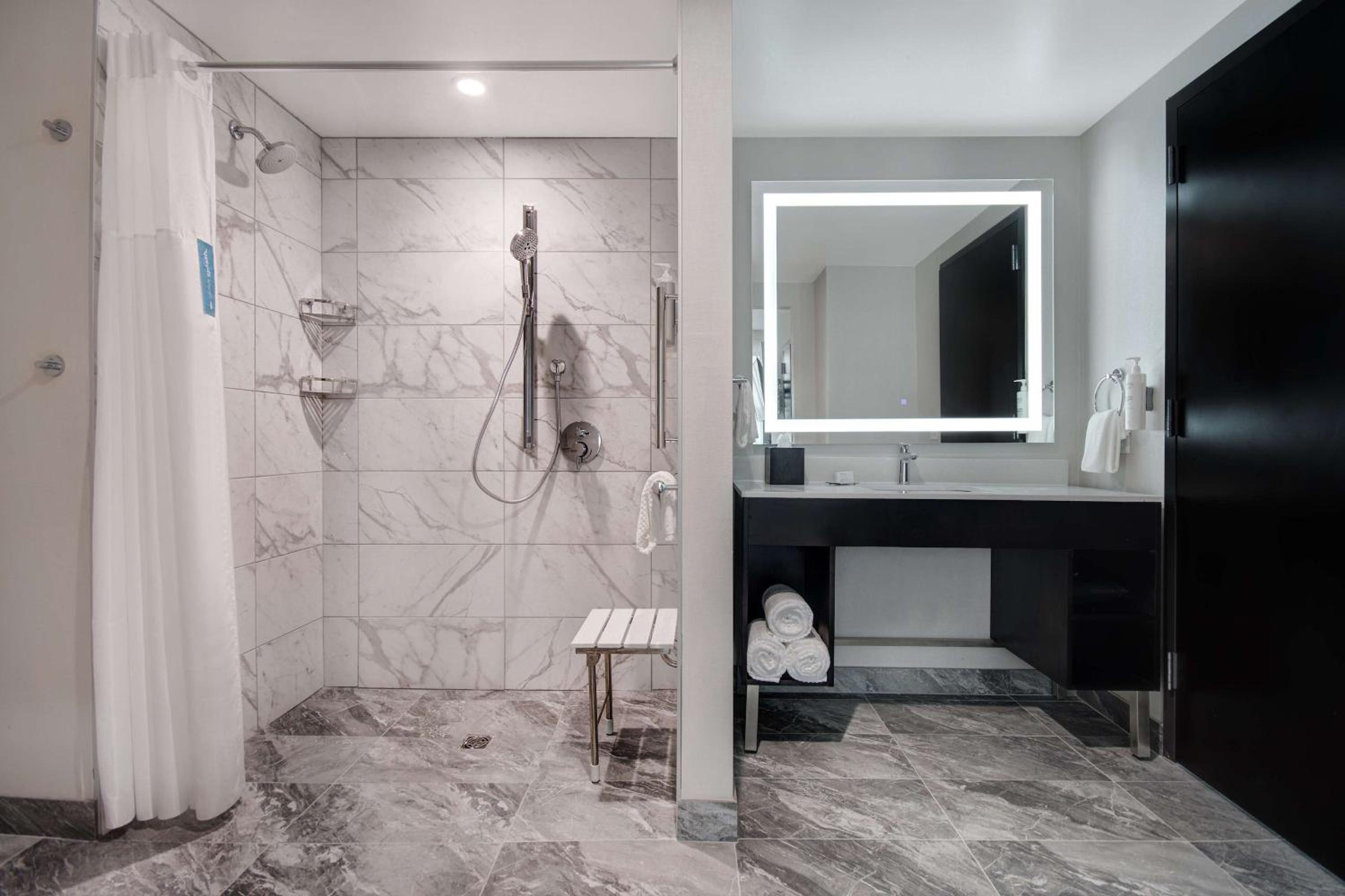 King Suite with Roll-In Shower - Mobility Accessible