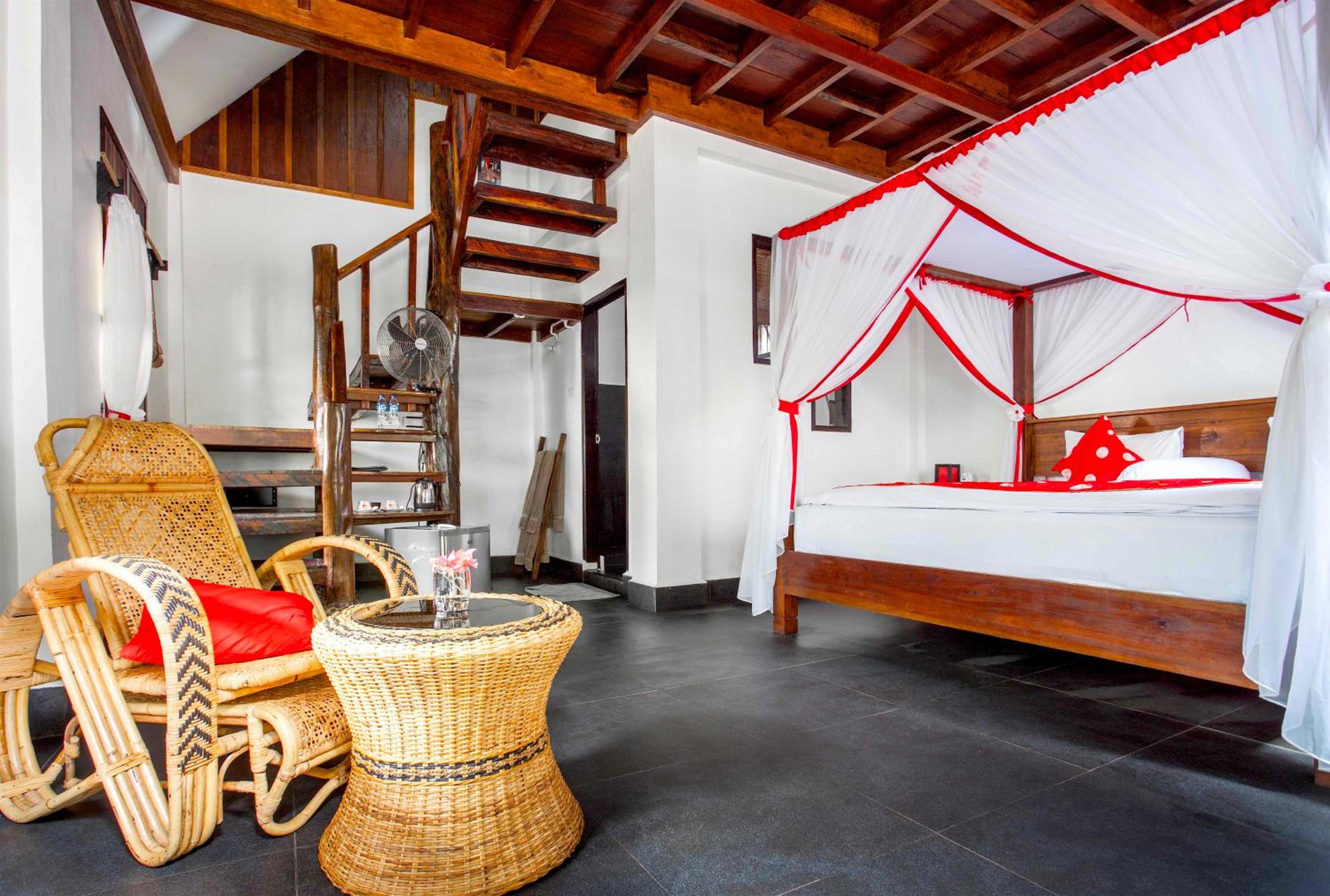 Junior Suite with Balcony photo 1
