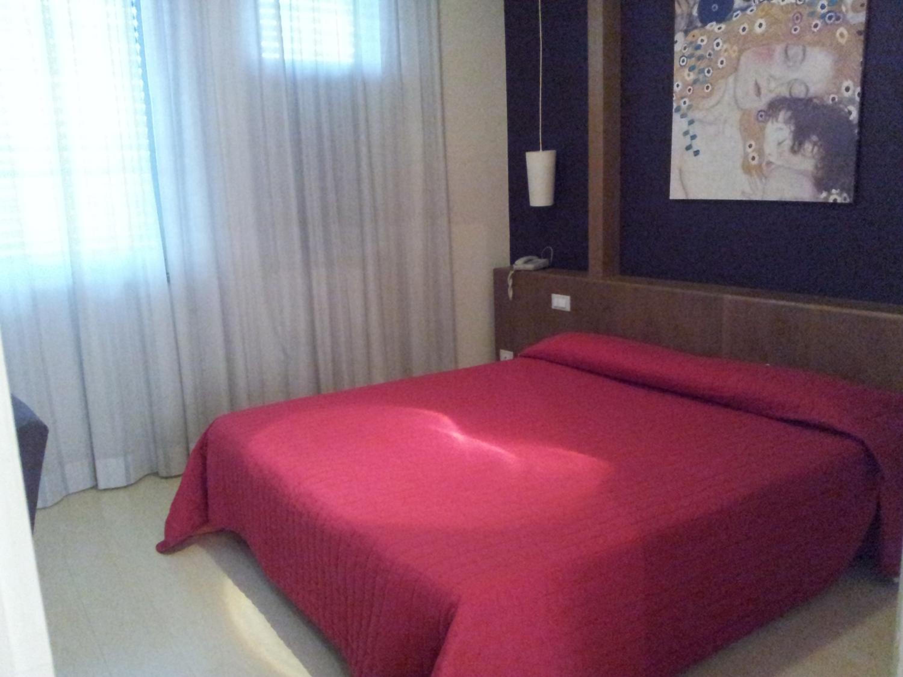 Economy Double Room - Photo 2