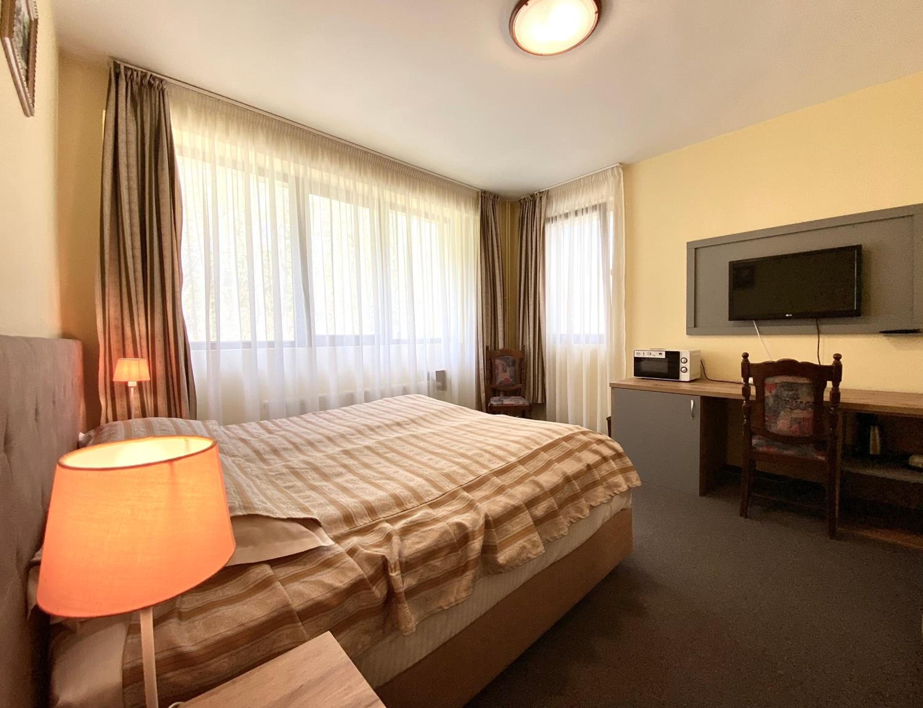 Double Room with Mountain View