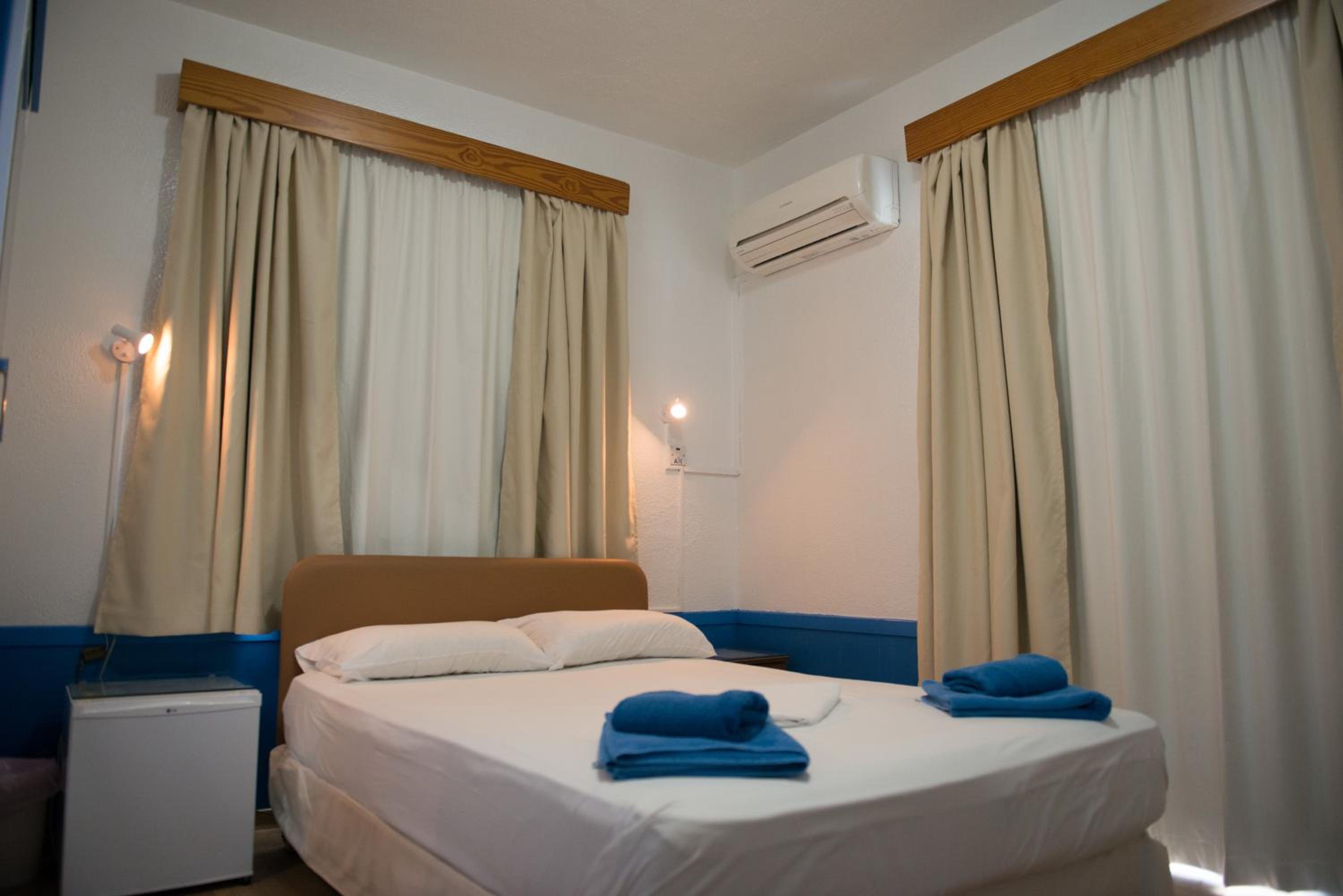 Double Room - Photo 8