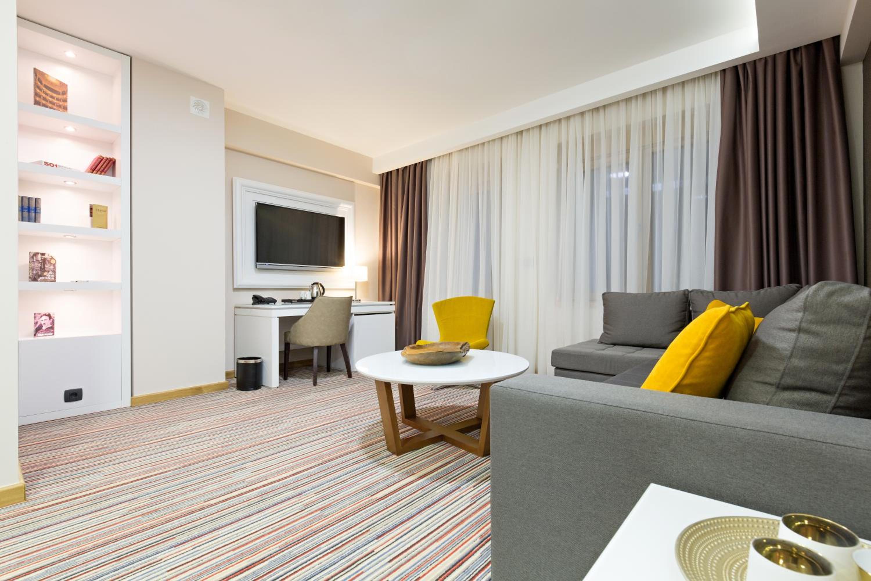 Presidential Suite photo 2