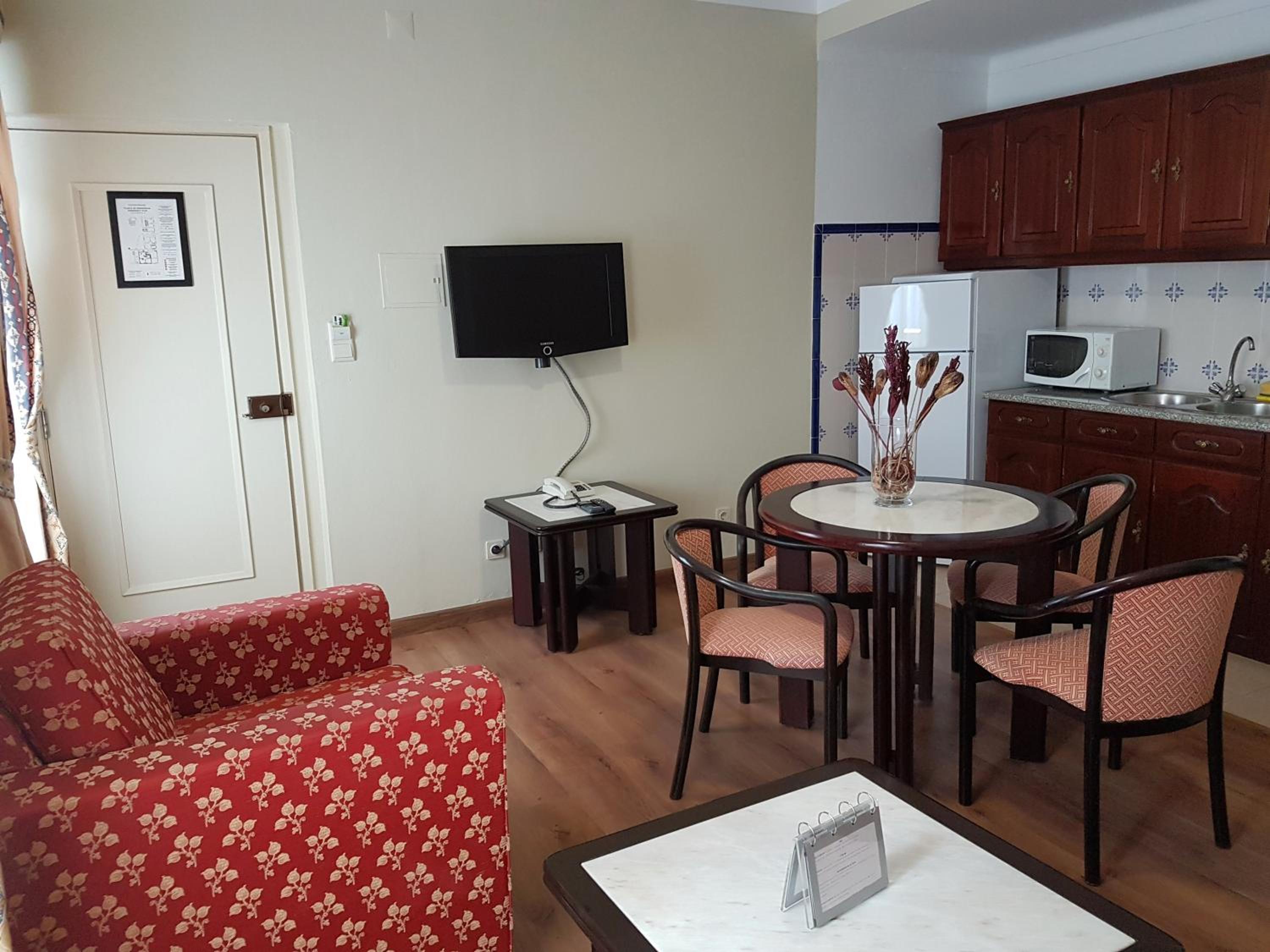 Two-Bedroom Apartment photo 2