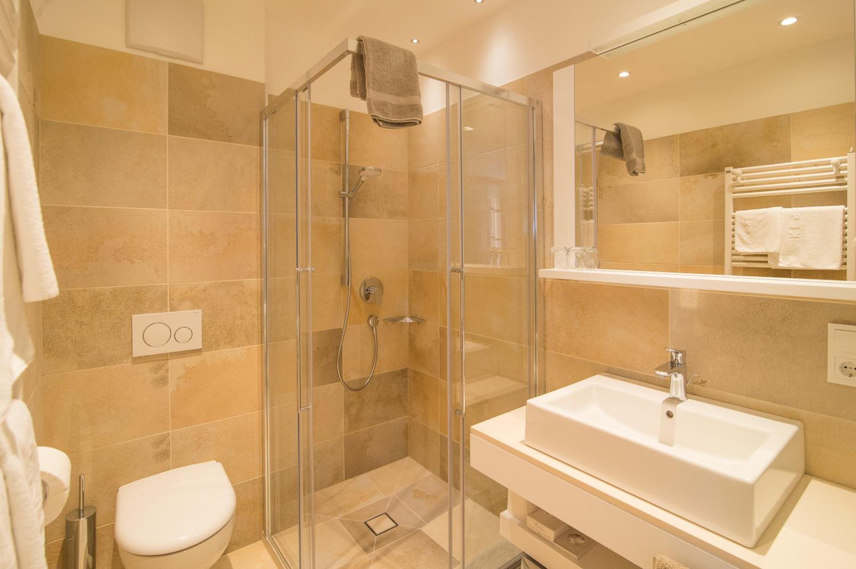 Double Room - Photo 3