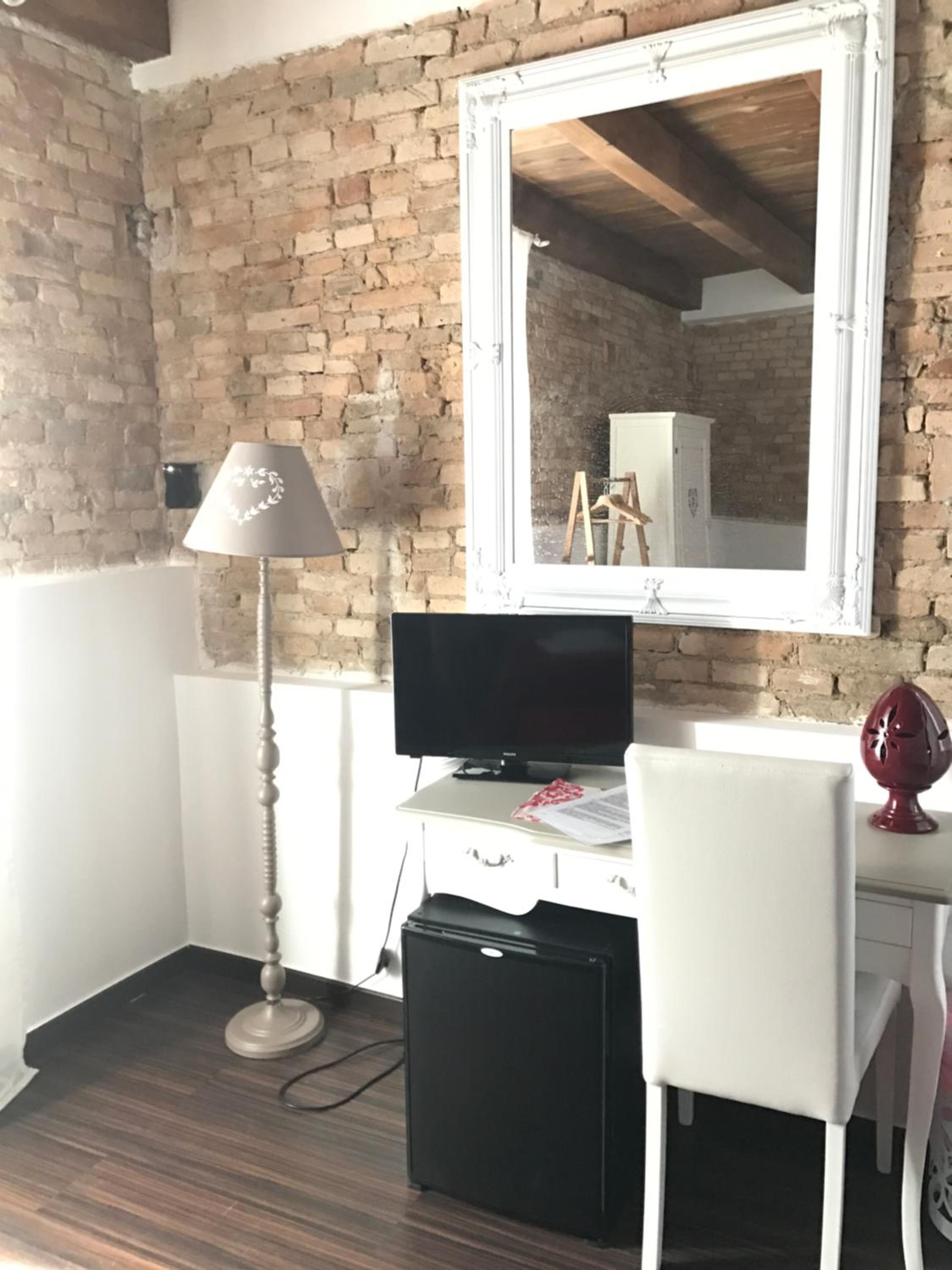 Basic Triple Room - Photo 10