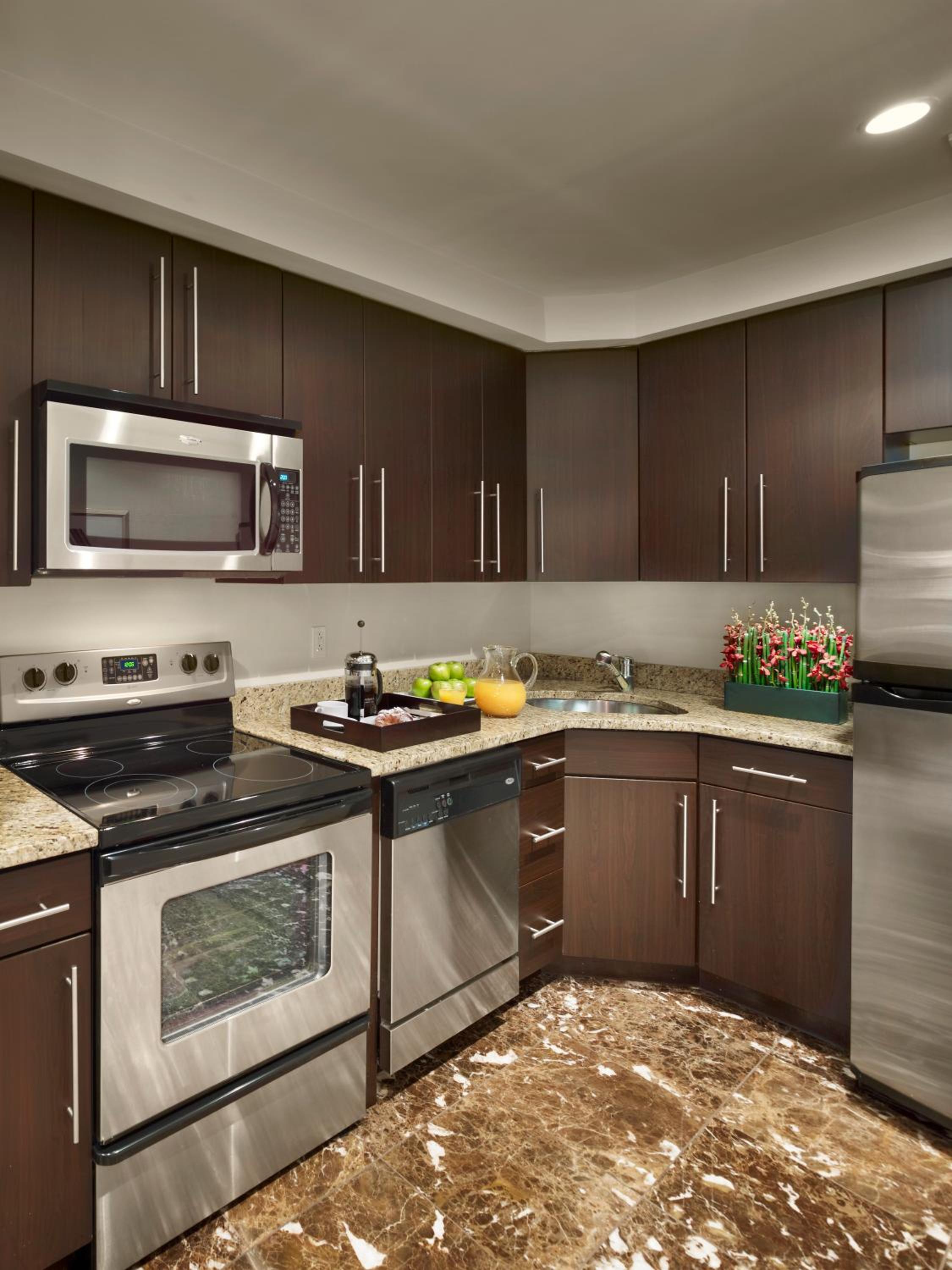 One Bedroom Suite  - Photo 4