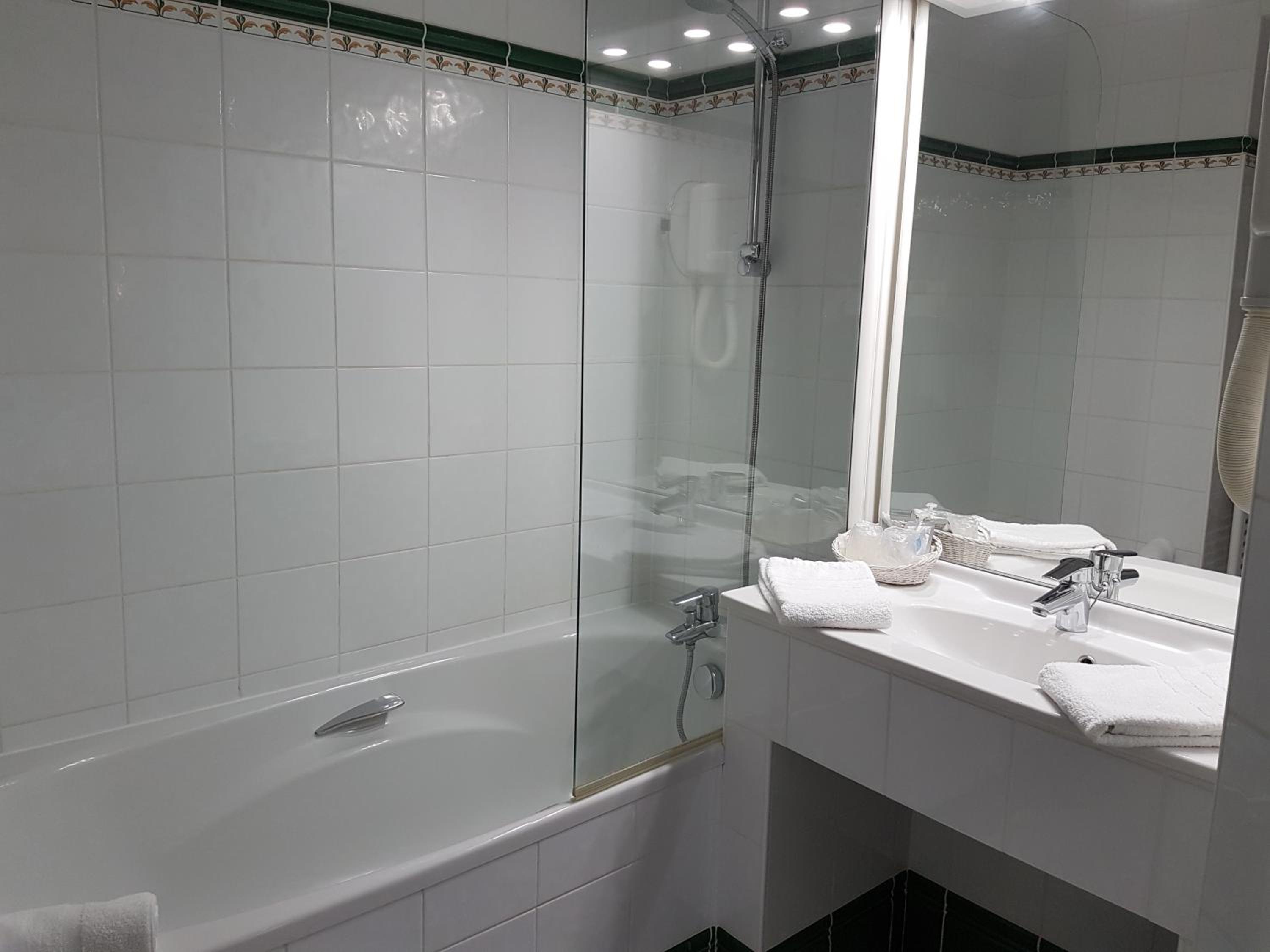 Superior Double Room - Photo 18
