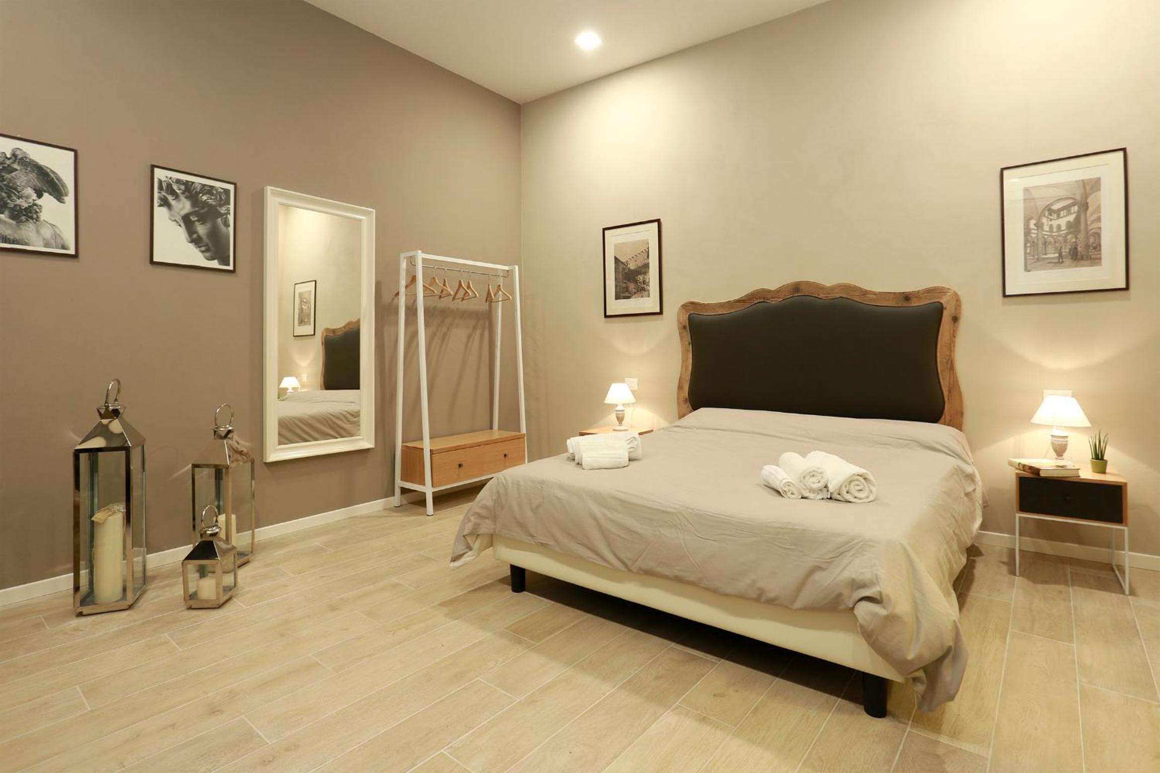 Family Room with Private Bathroom photo 1