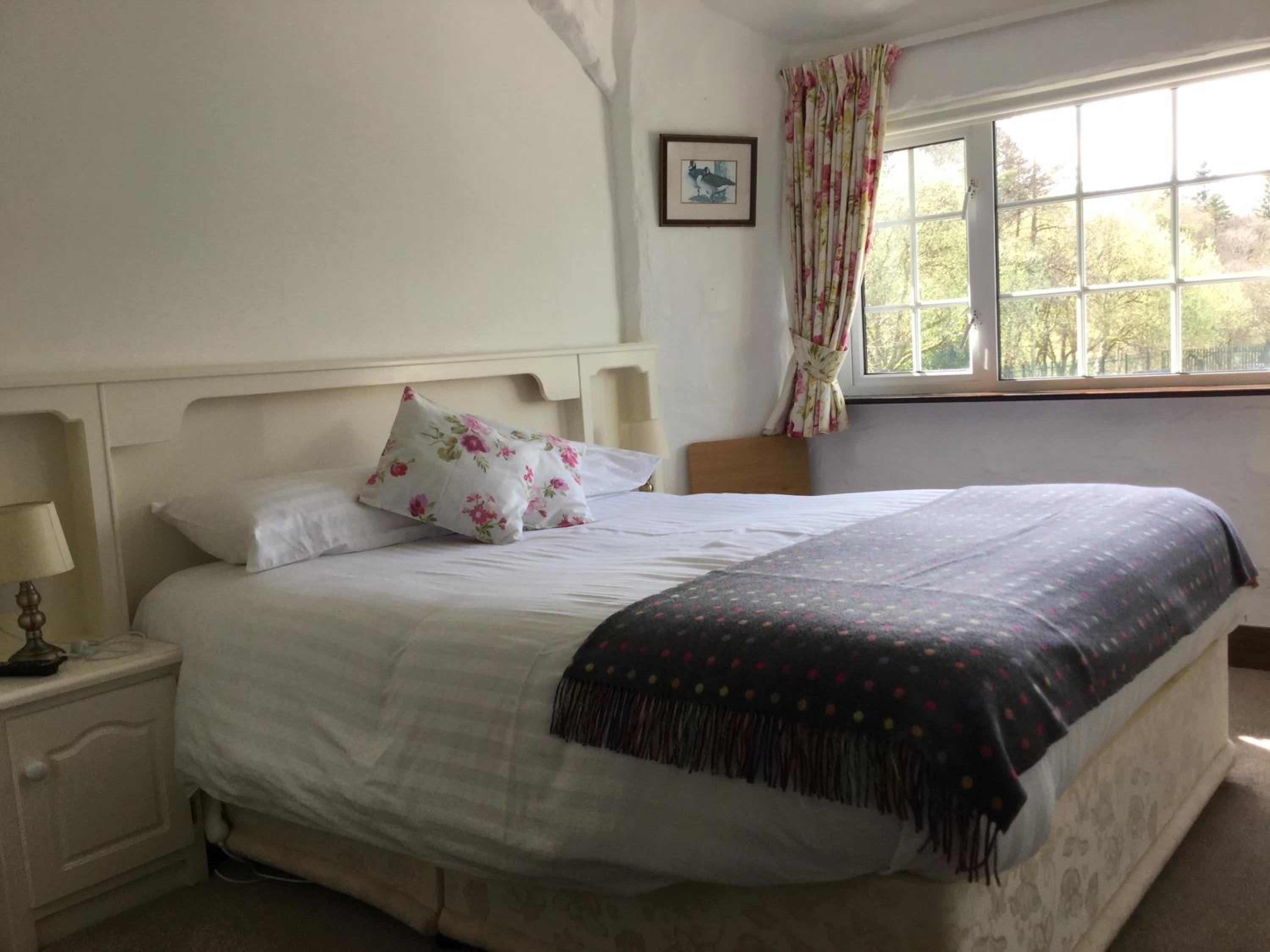 Double Room - Photo 6
