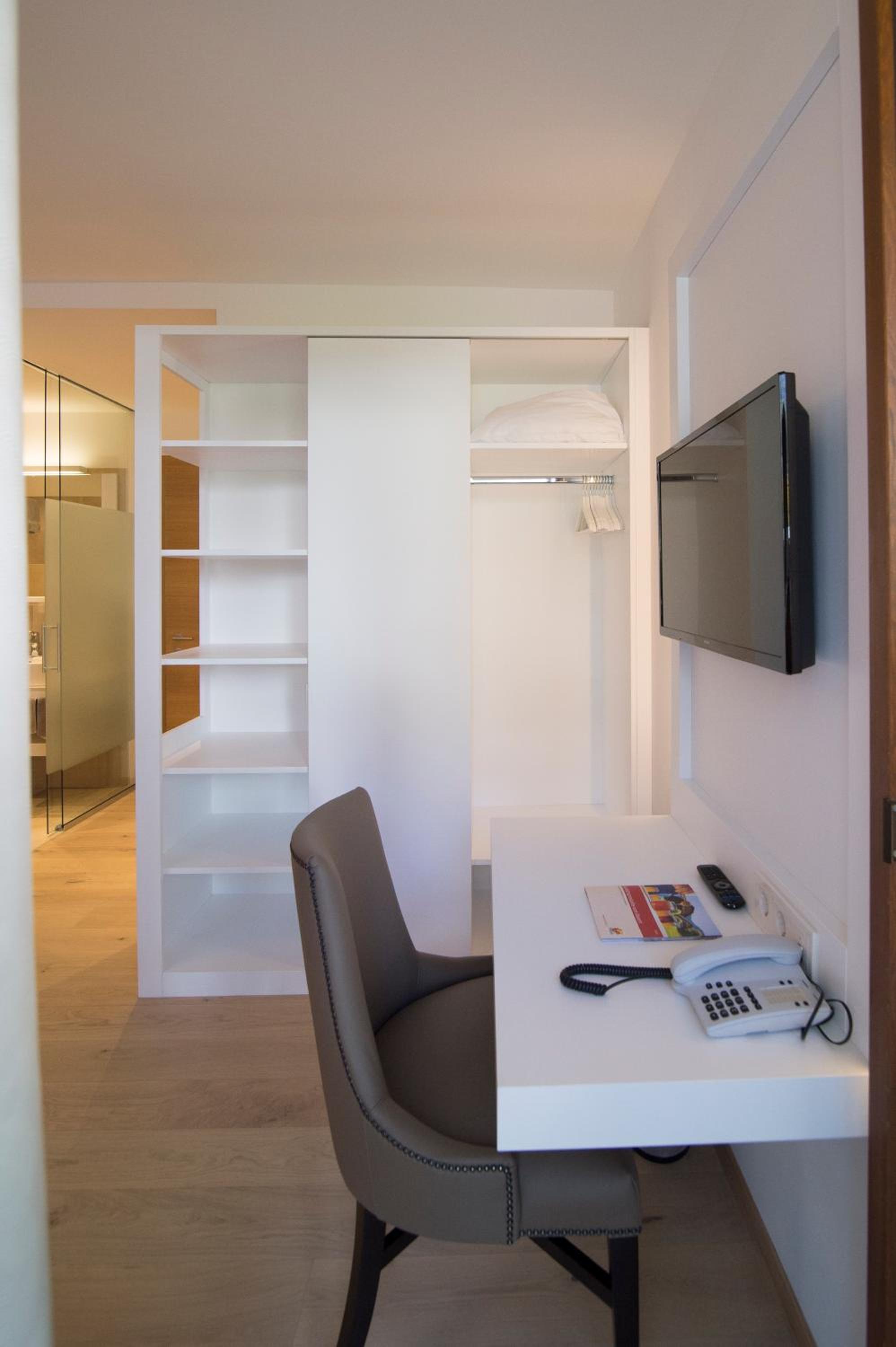 Double Room - Photo 4