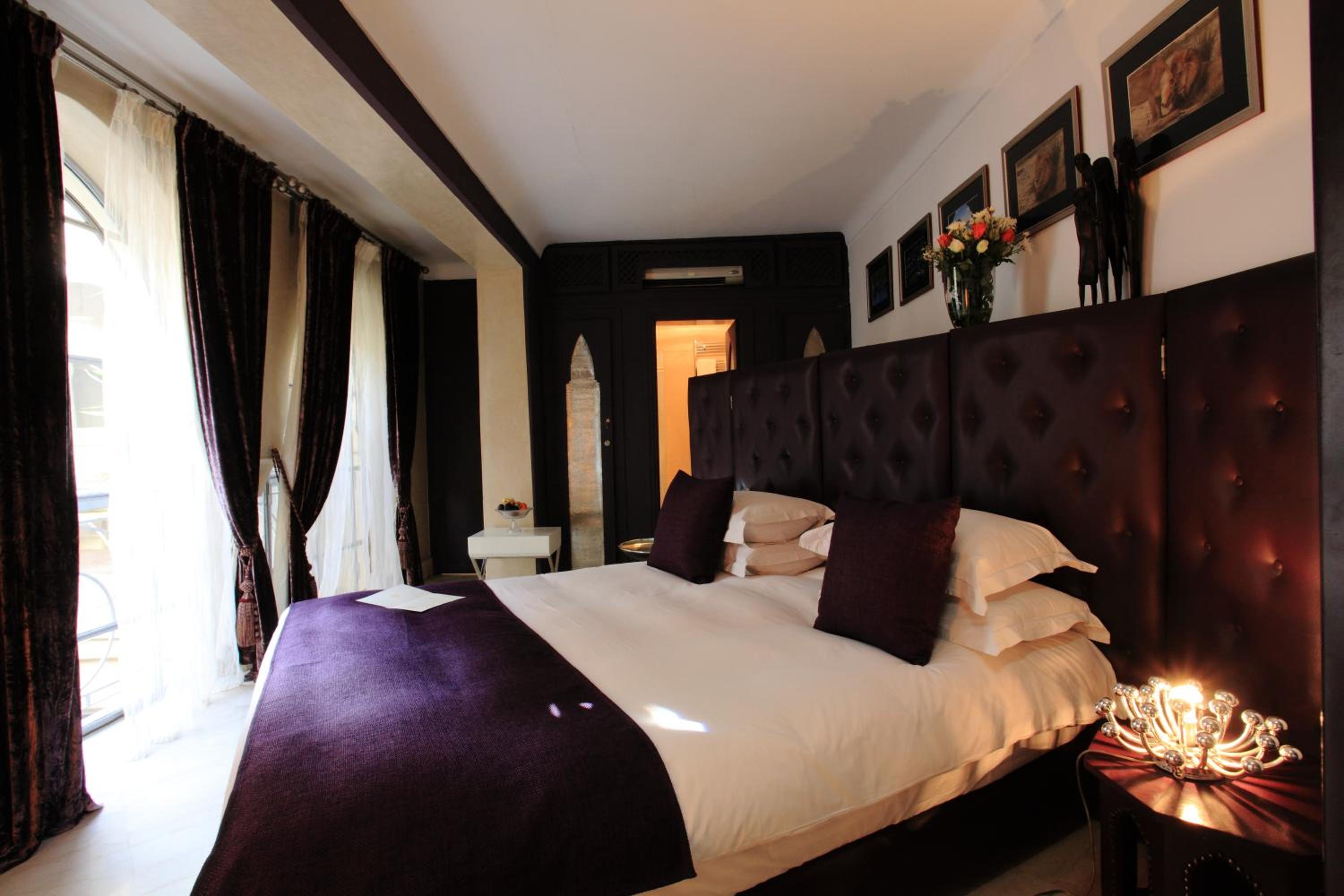 Deluxe Double Room - Photo 10
