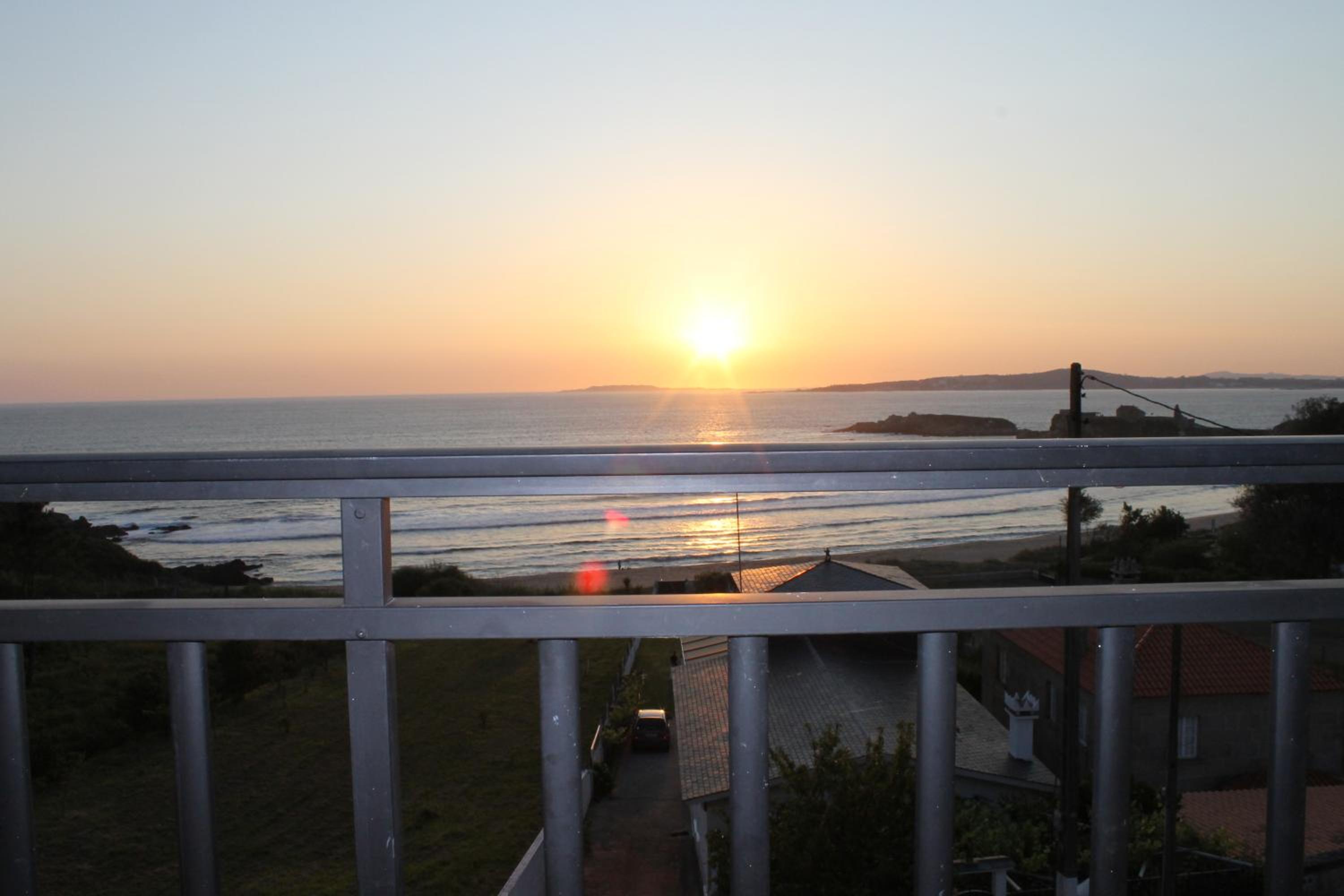 Double or Twin Room with Sea View photo 3