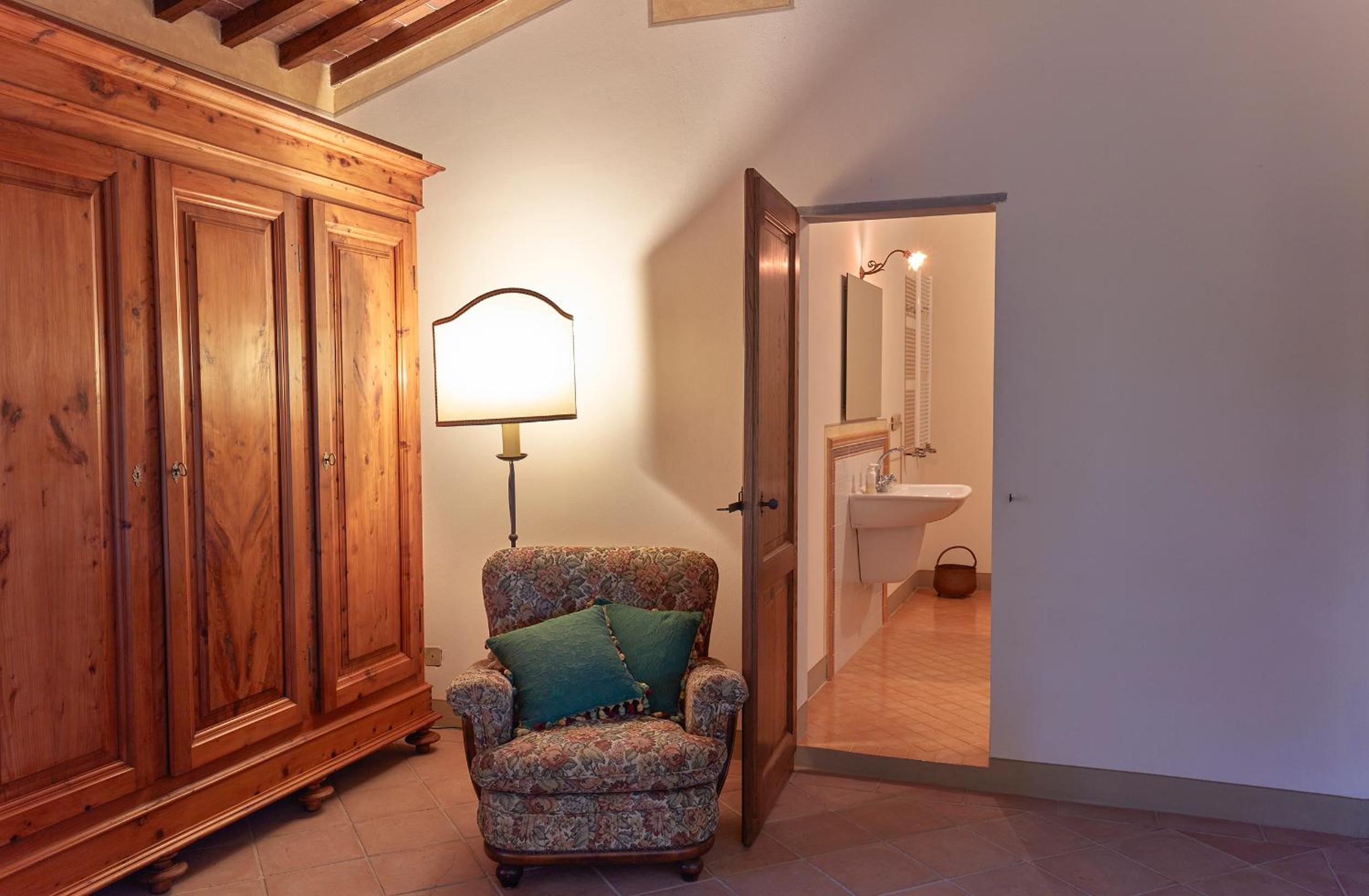 Double Room With Private Bathroom photo 3
