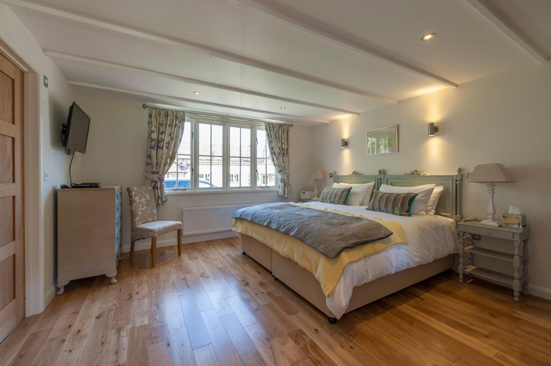 Deluxe Double or Twin Room with Garden View