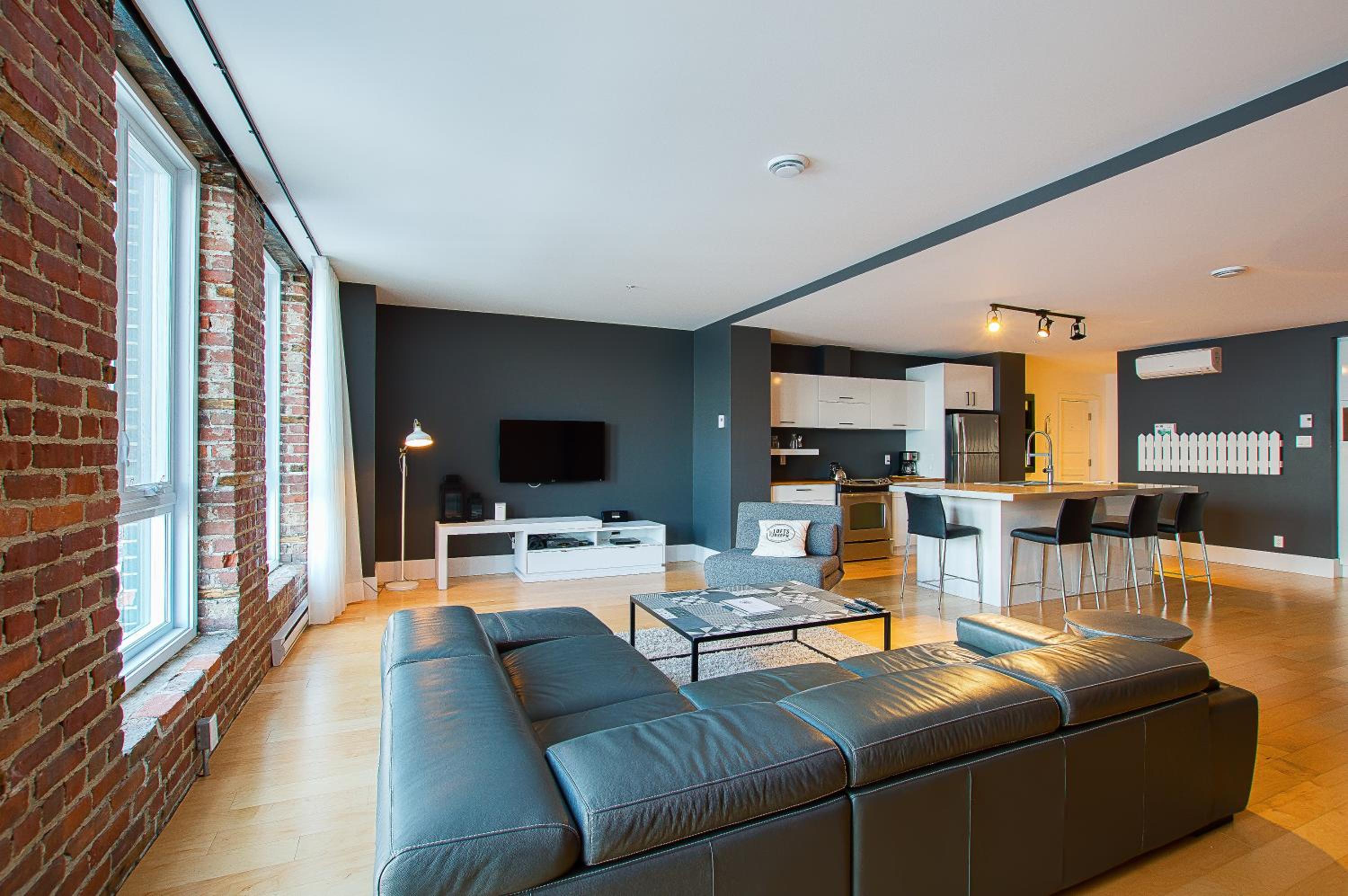 Two-Bedroom Apartment with Bunk Bed 203 thumbnail 6