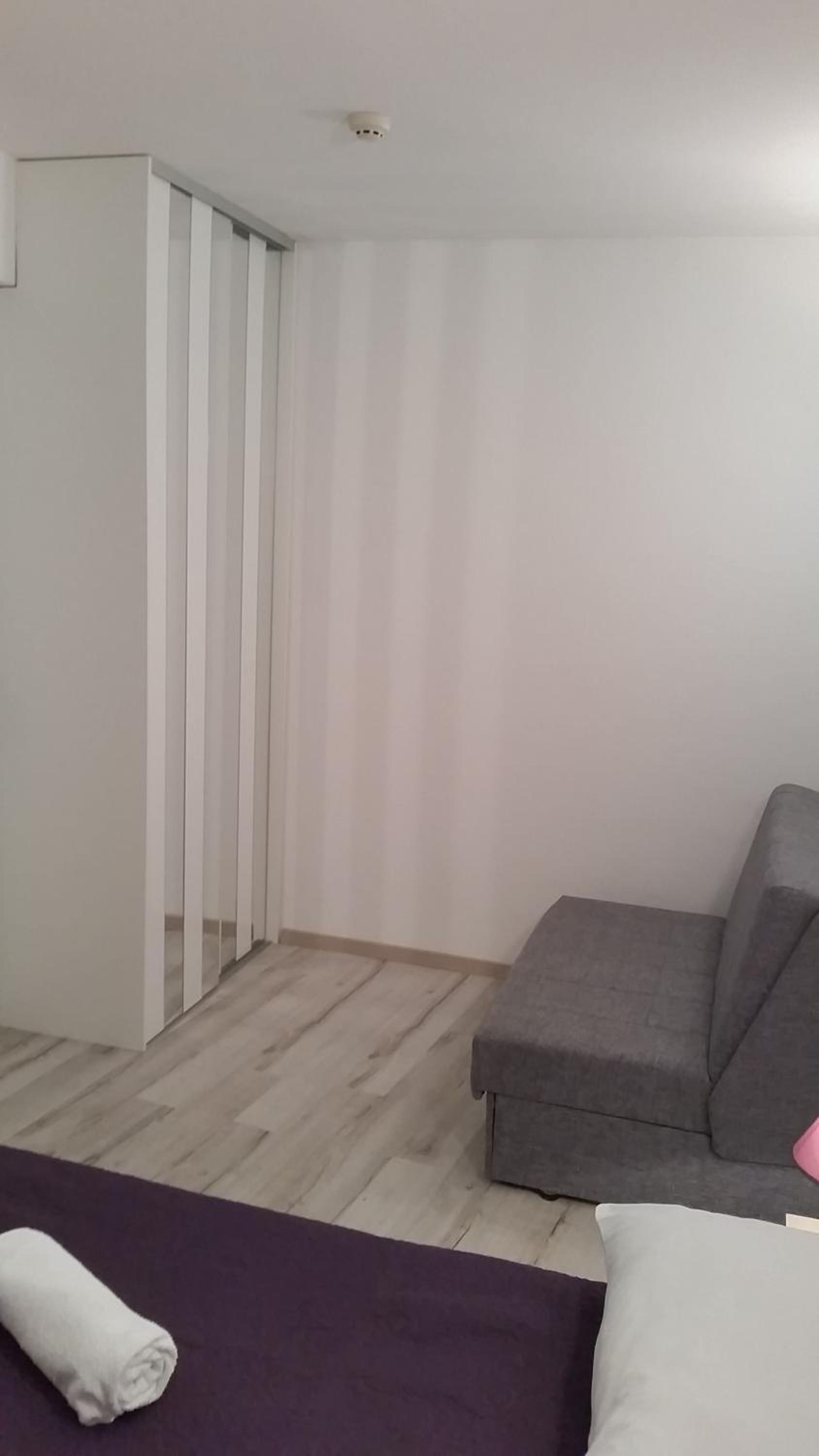 One-Bedroom Apartment (4 Adults) photo 3