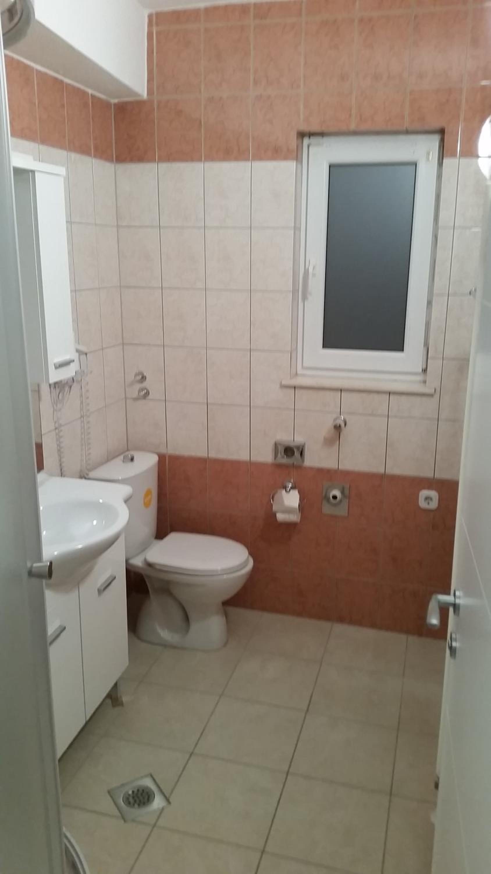 One-Bedroom Apartment (4 Adults) photo 2