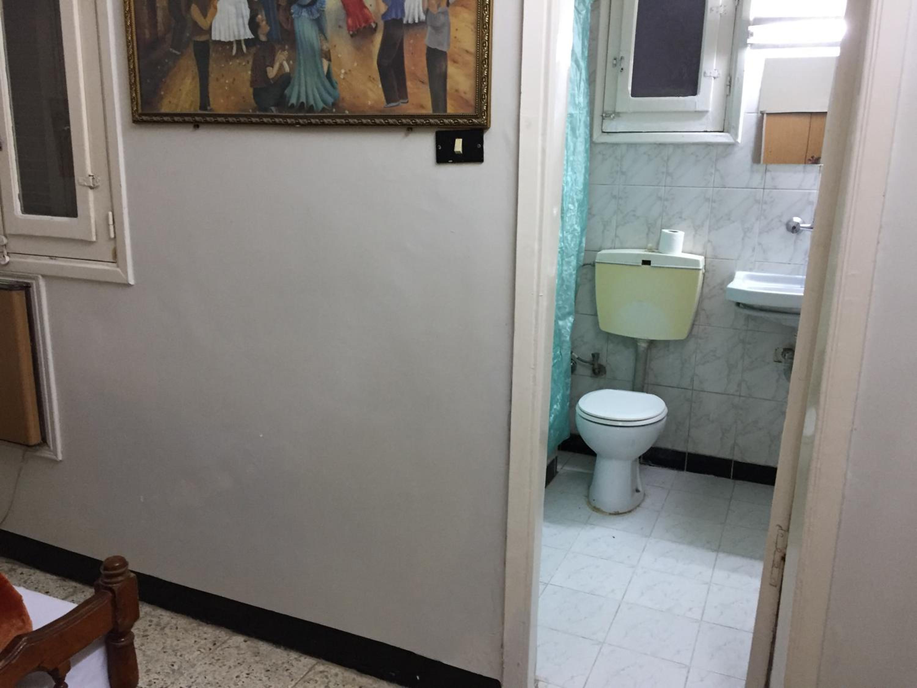 Twin Room with Bathroom photo 3