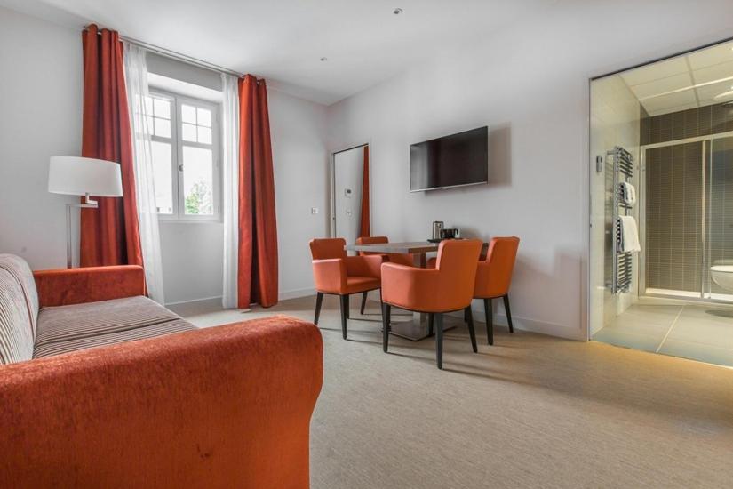 Suite with Terrace with kitchen option - Photo 2