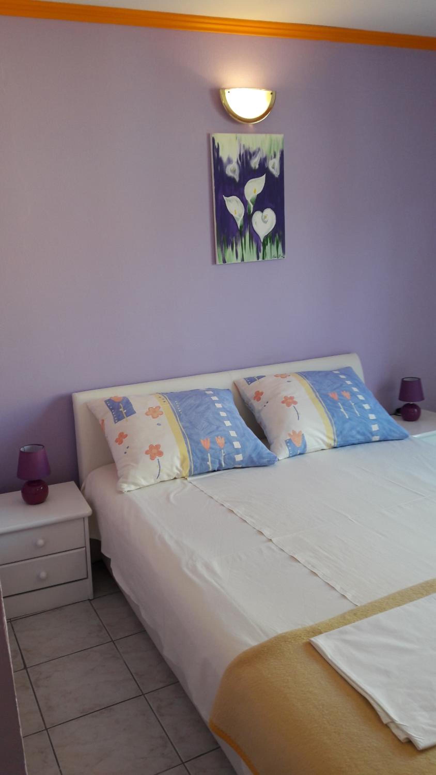 Double Room - Photo 11