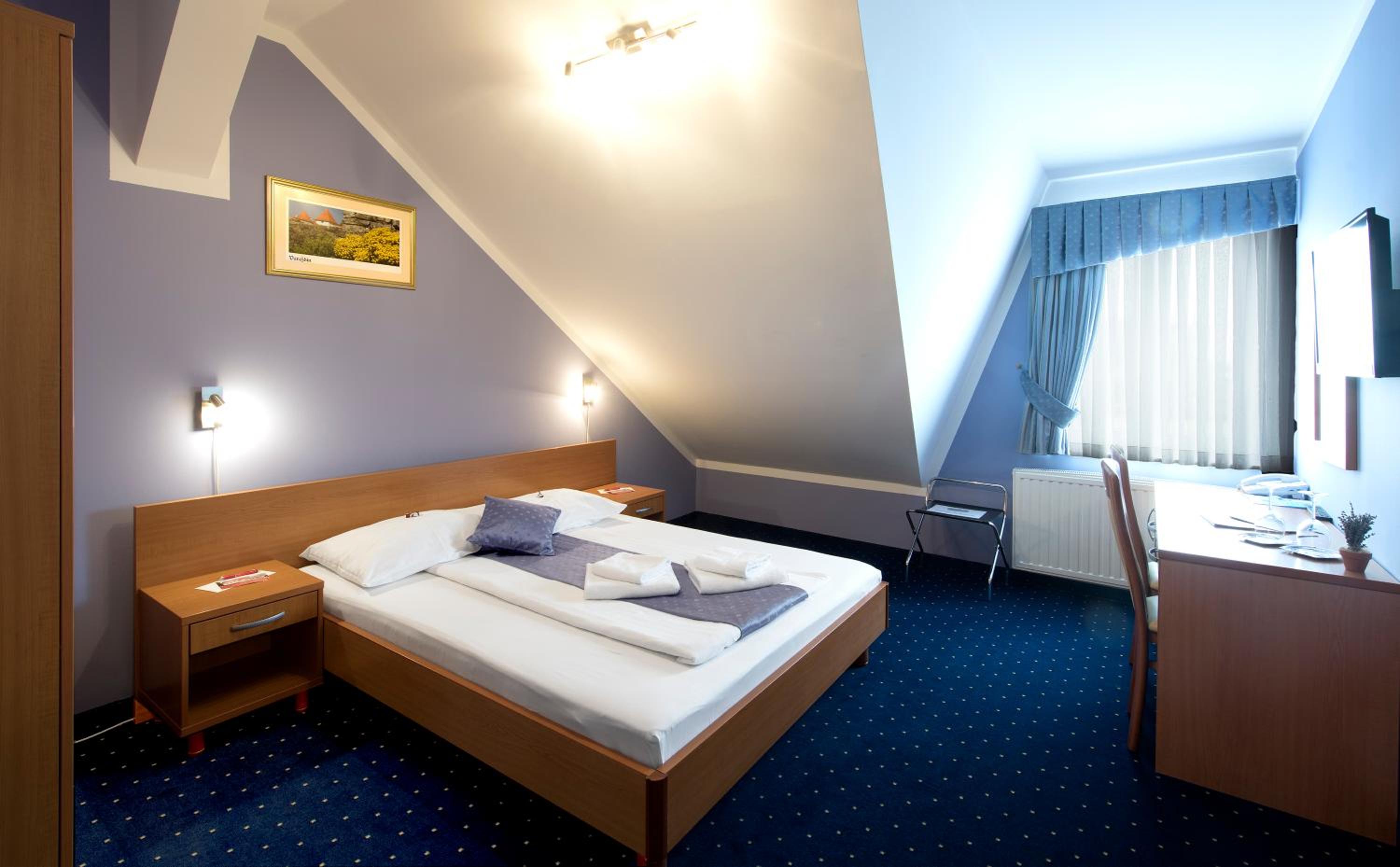 Standard Double Room - Photo 5
