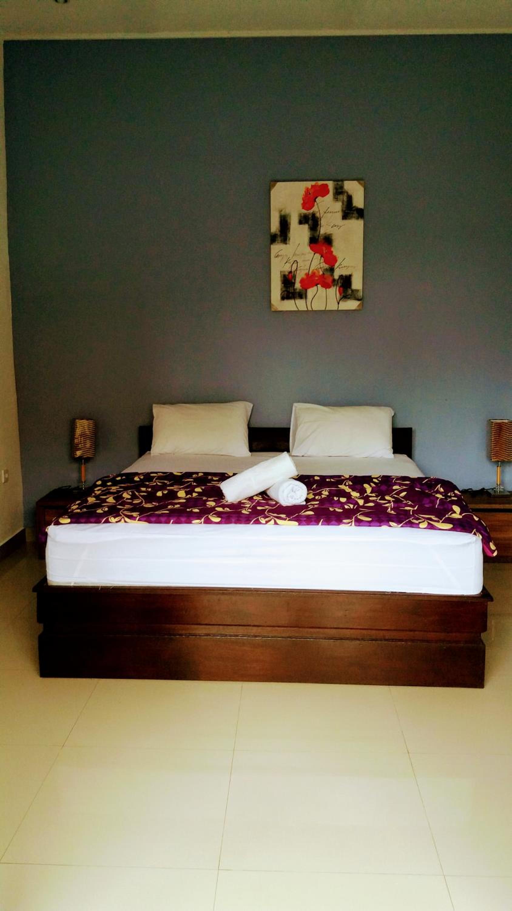 Budget Double Room - Photo 12